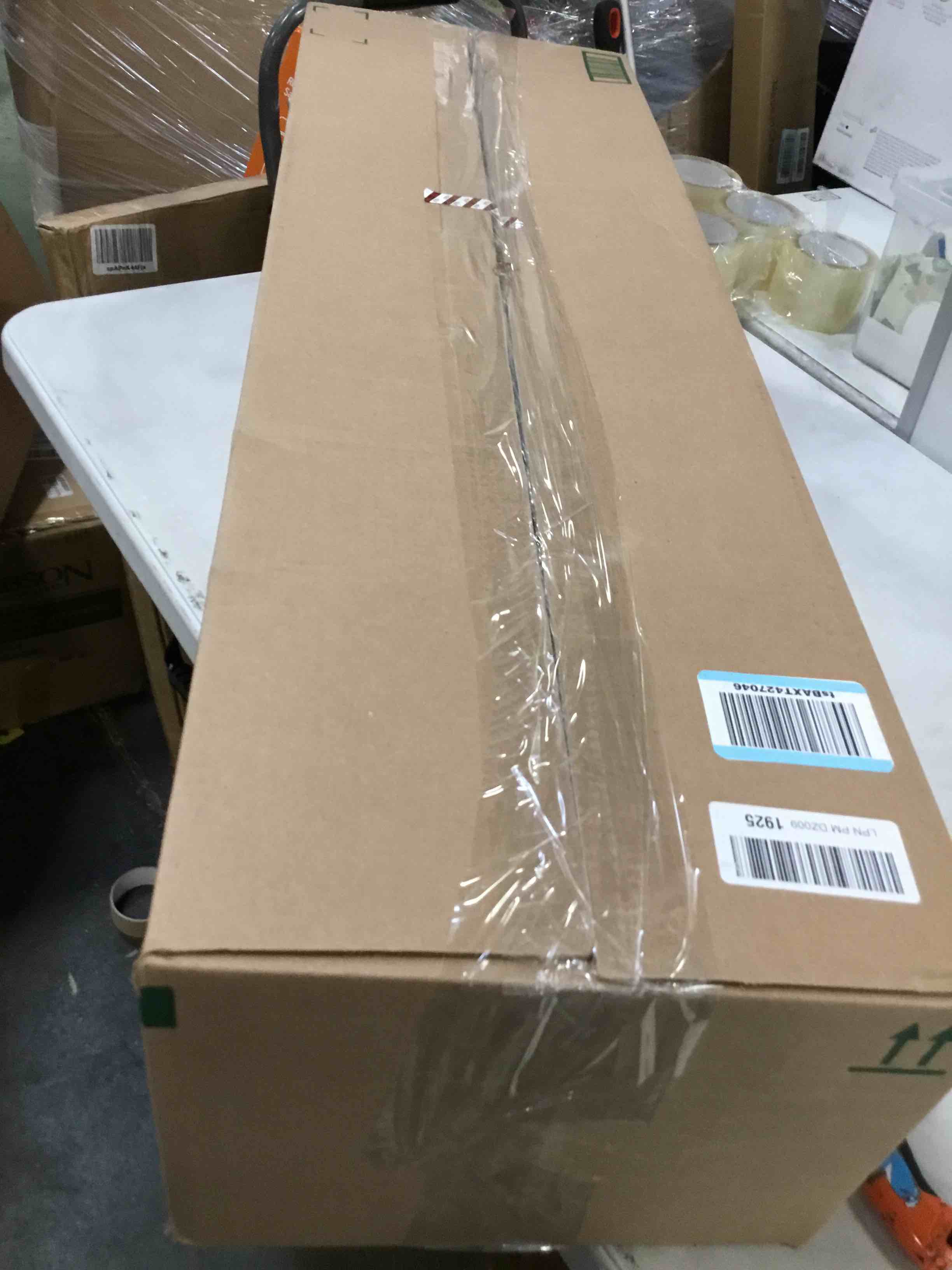 https://s3.amazonaws.com/lotting-images-prod/bidfta/TEA3497272_1751294170802.jpeg