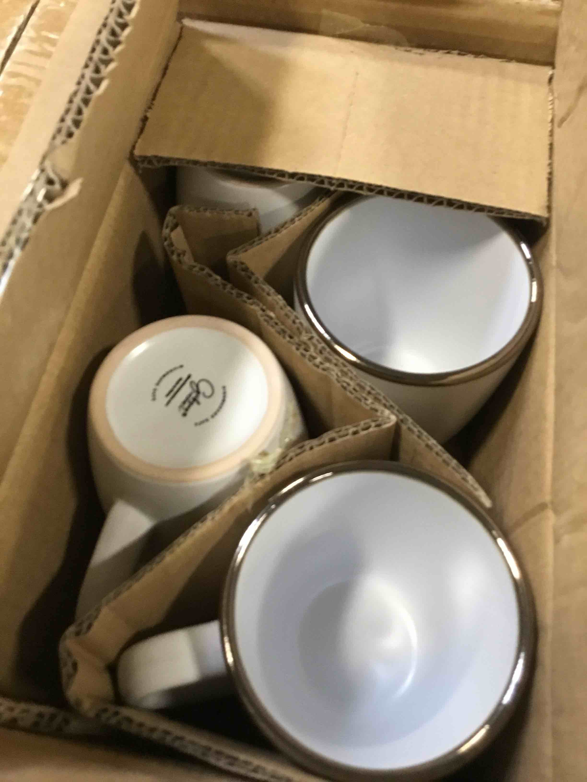 https://s3.amazonaws.com/lotting-images-prod/bidfta/TEA3497278_1751294598283.jpeg