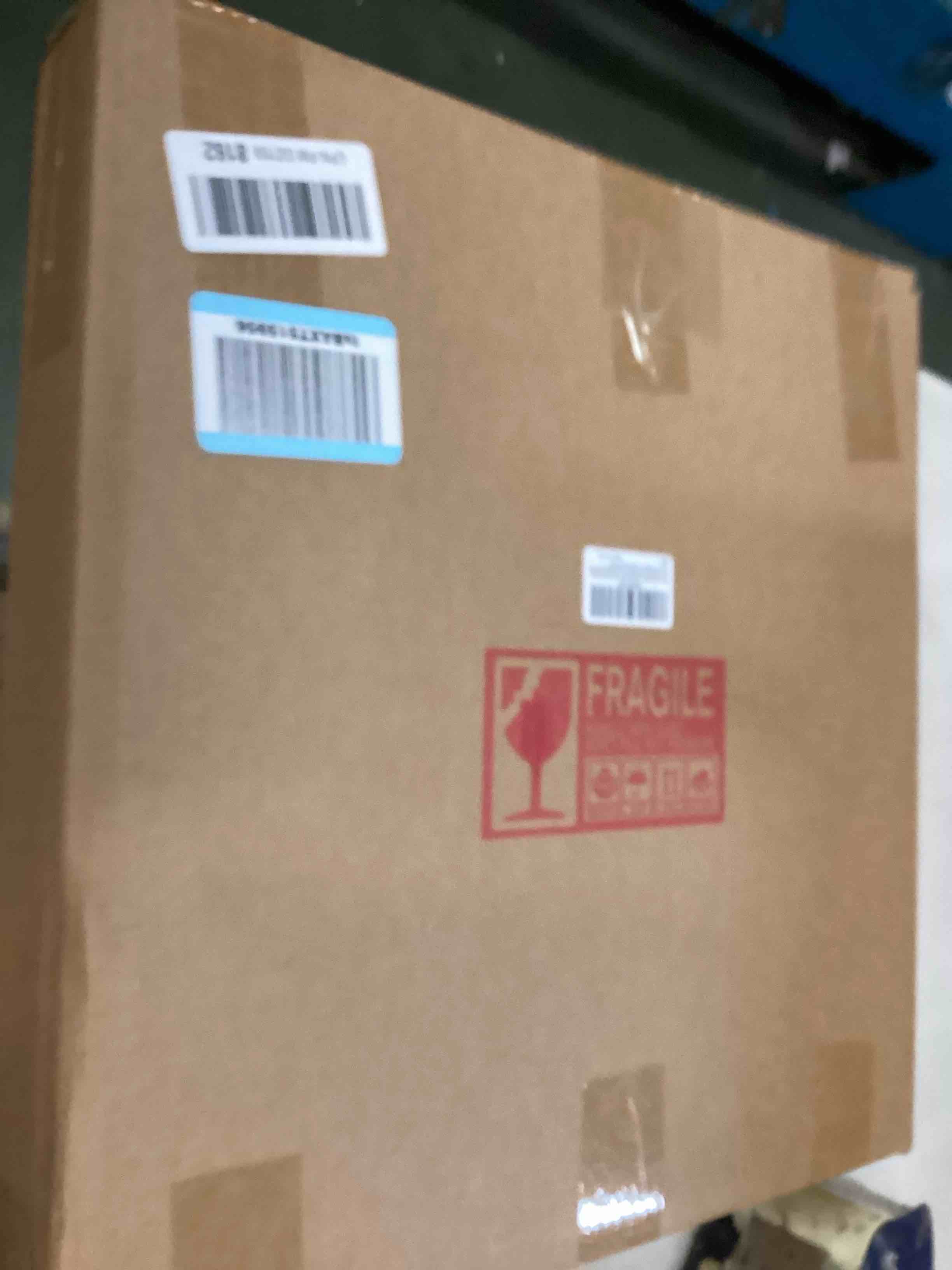 https://s3.amazonaws.com/lotting-images-prod/bidfta/TEA3499384_1750504315872.jpeg