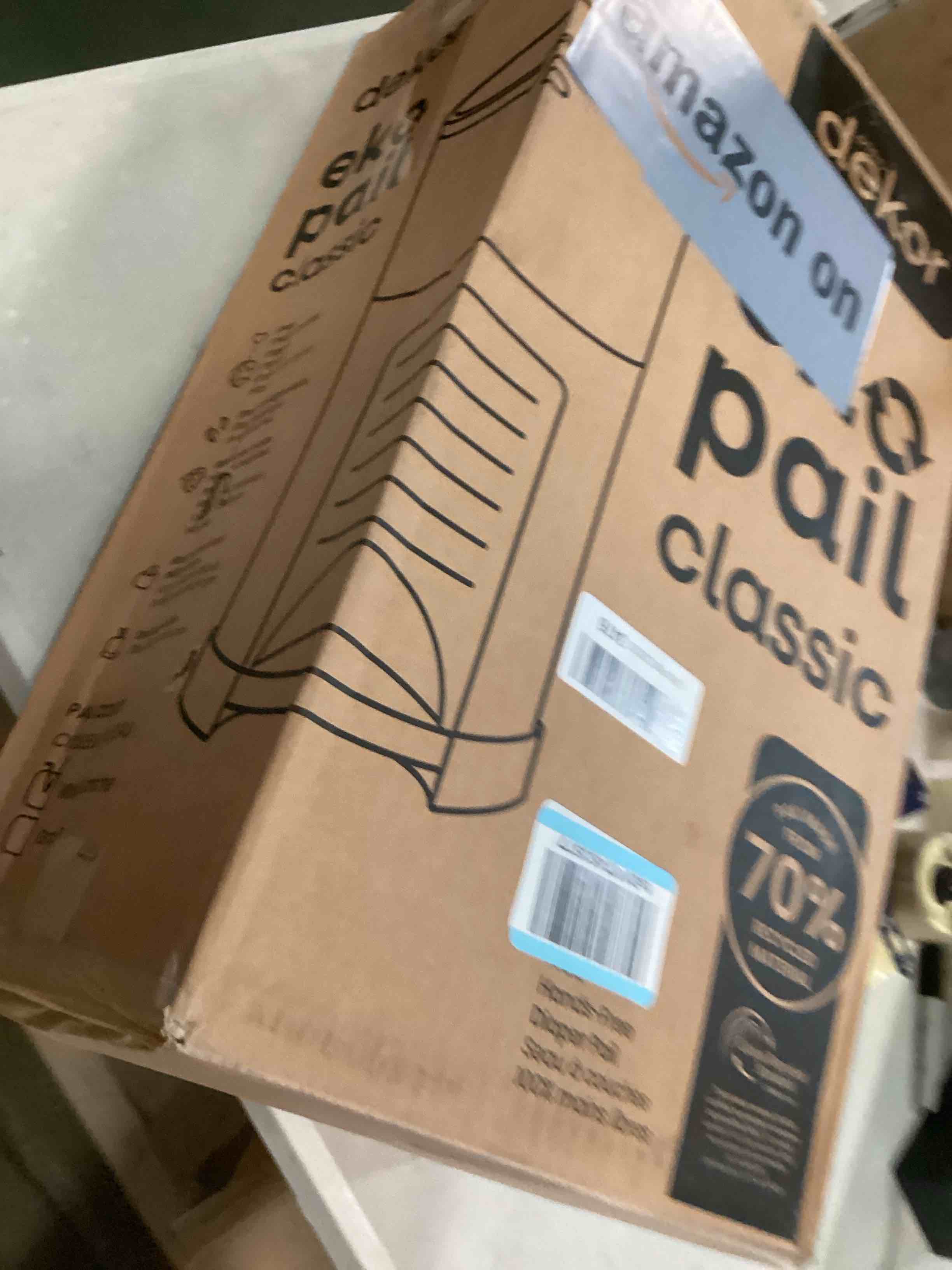 https://s3.amazonaws.com/lotting-images-prod/bidfta/TEA3499418_1750505842408.jpeg