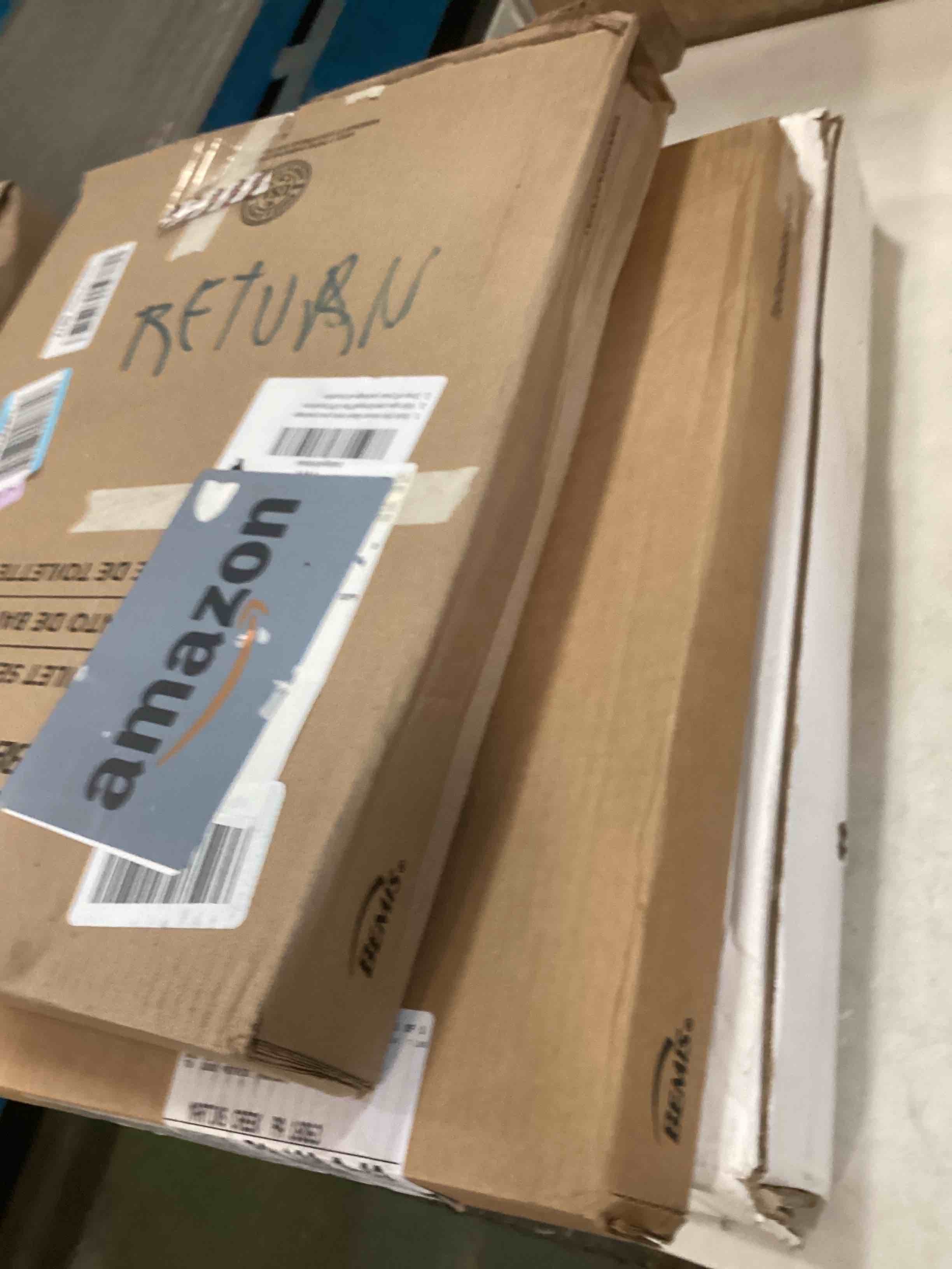 https://s3.amazonaws.com/lotting-images-prod/bidfta/TEA3499429_1750506411999.jpeg