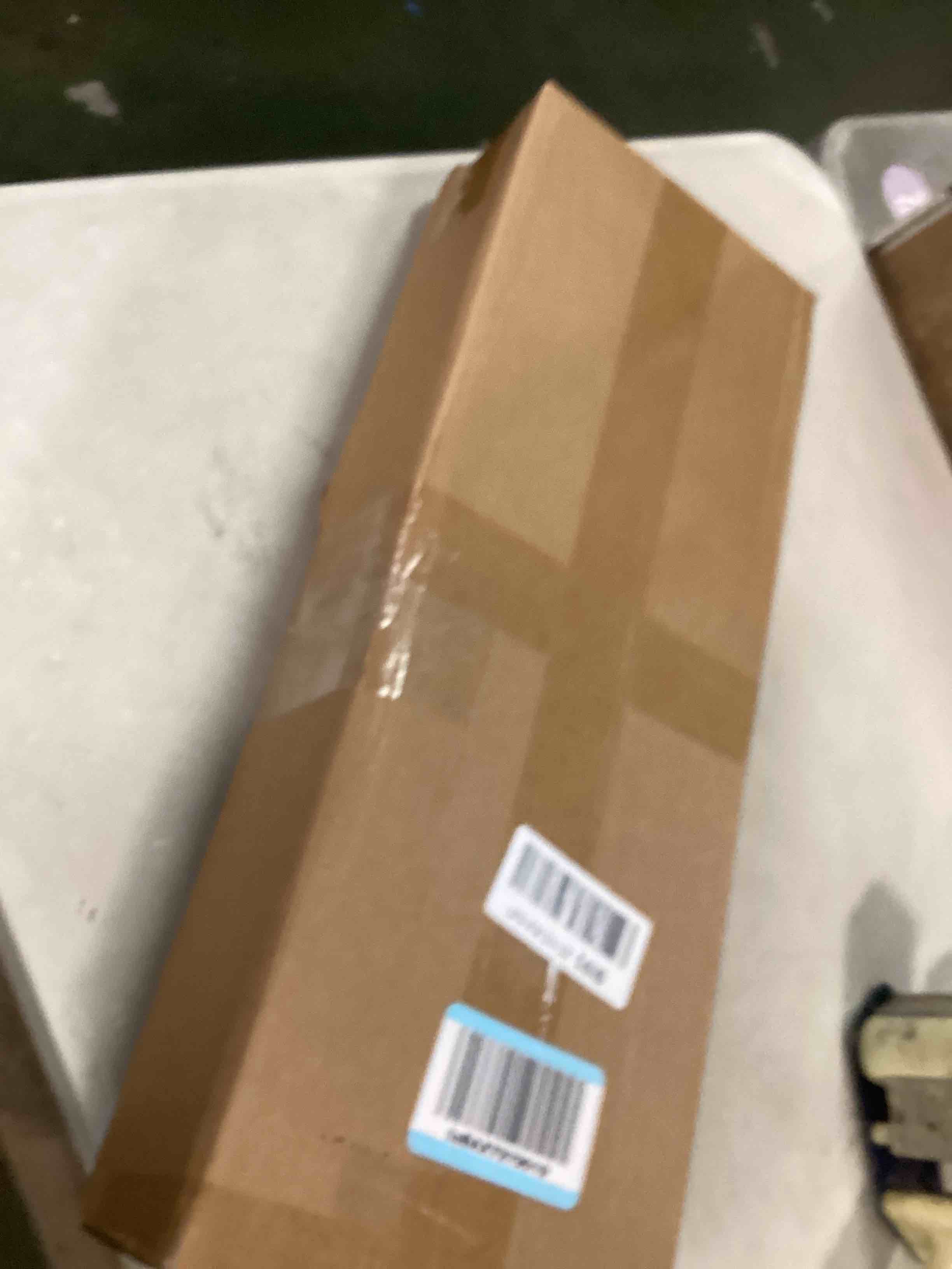 https://s3.amazonaws.com/lotting-images-prod/bidfta/TEA3499462_1750508232513.jpeg