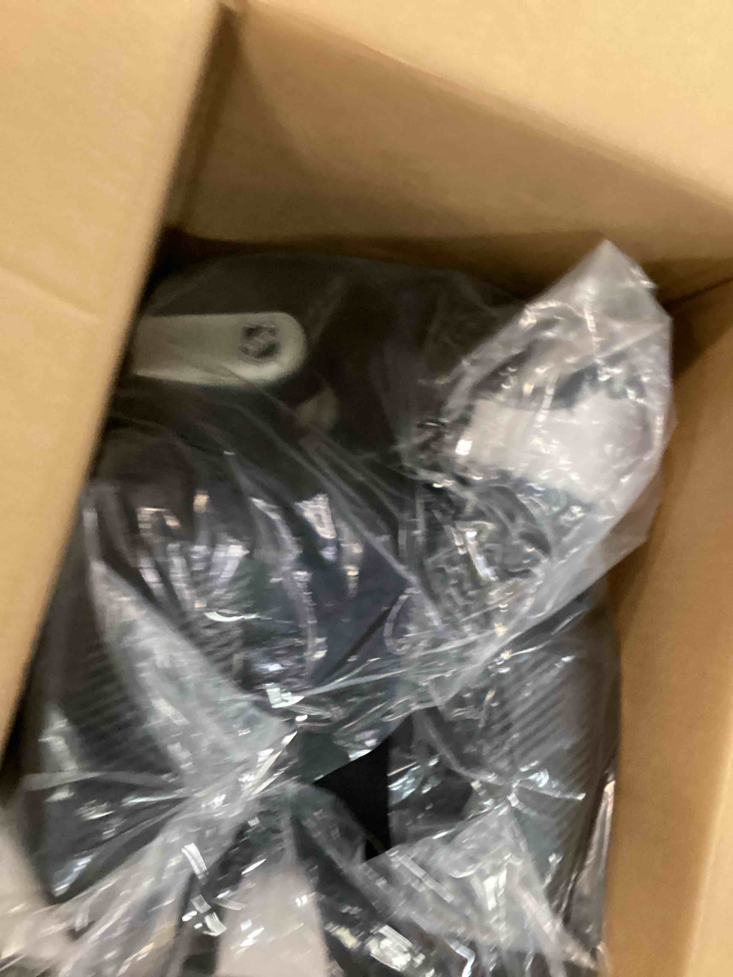 https://s3.amazonaws.com/lotting-images-prod/bidfta/TEA3499477_1750509170299.jpeg