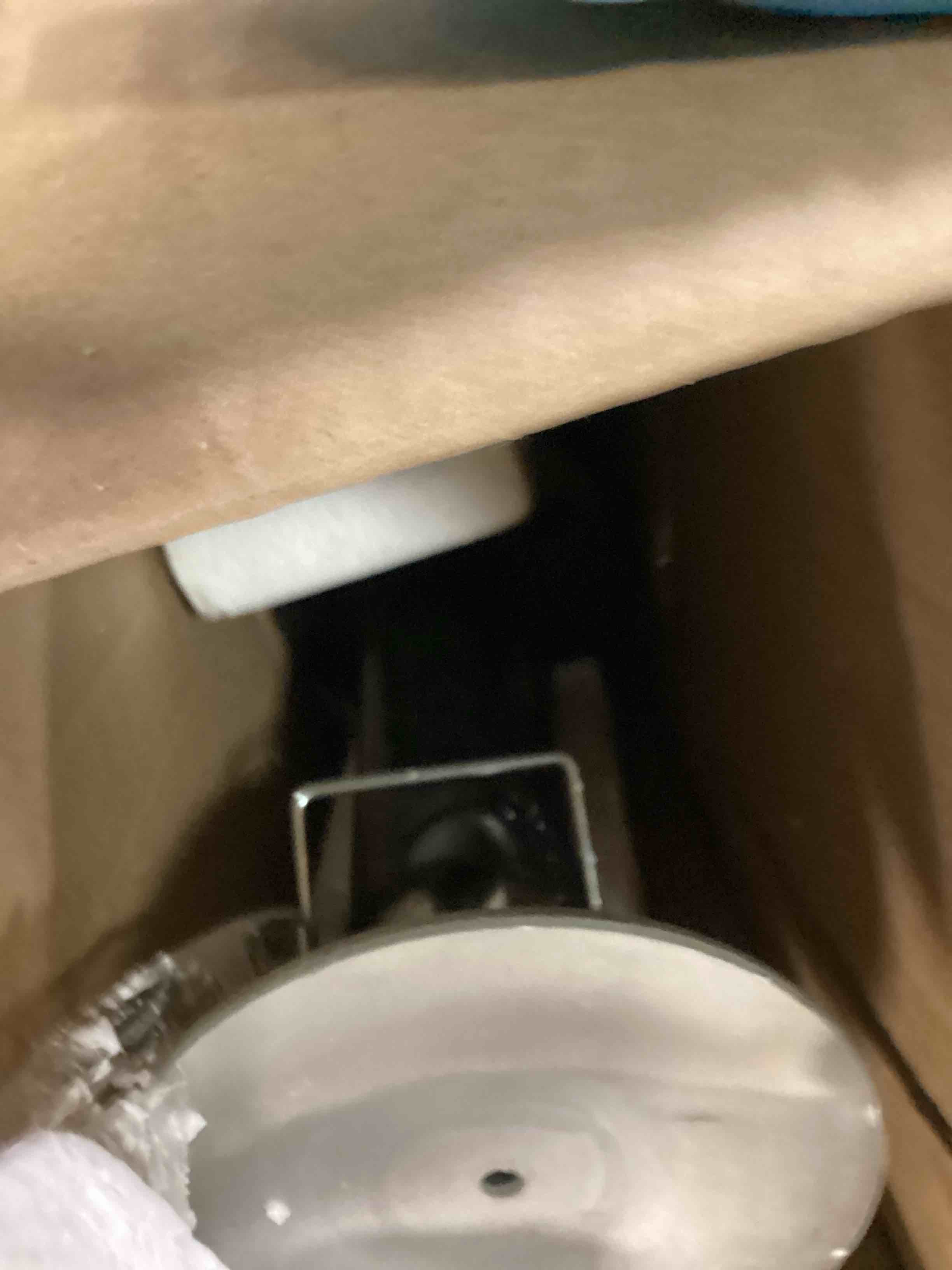 https://s3.amazonaws.com/lotting-images-prod/bidfta/TEA3499525_1750513876470.jpeg
