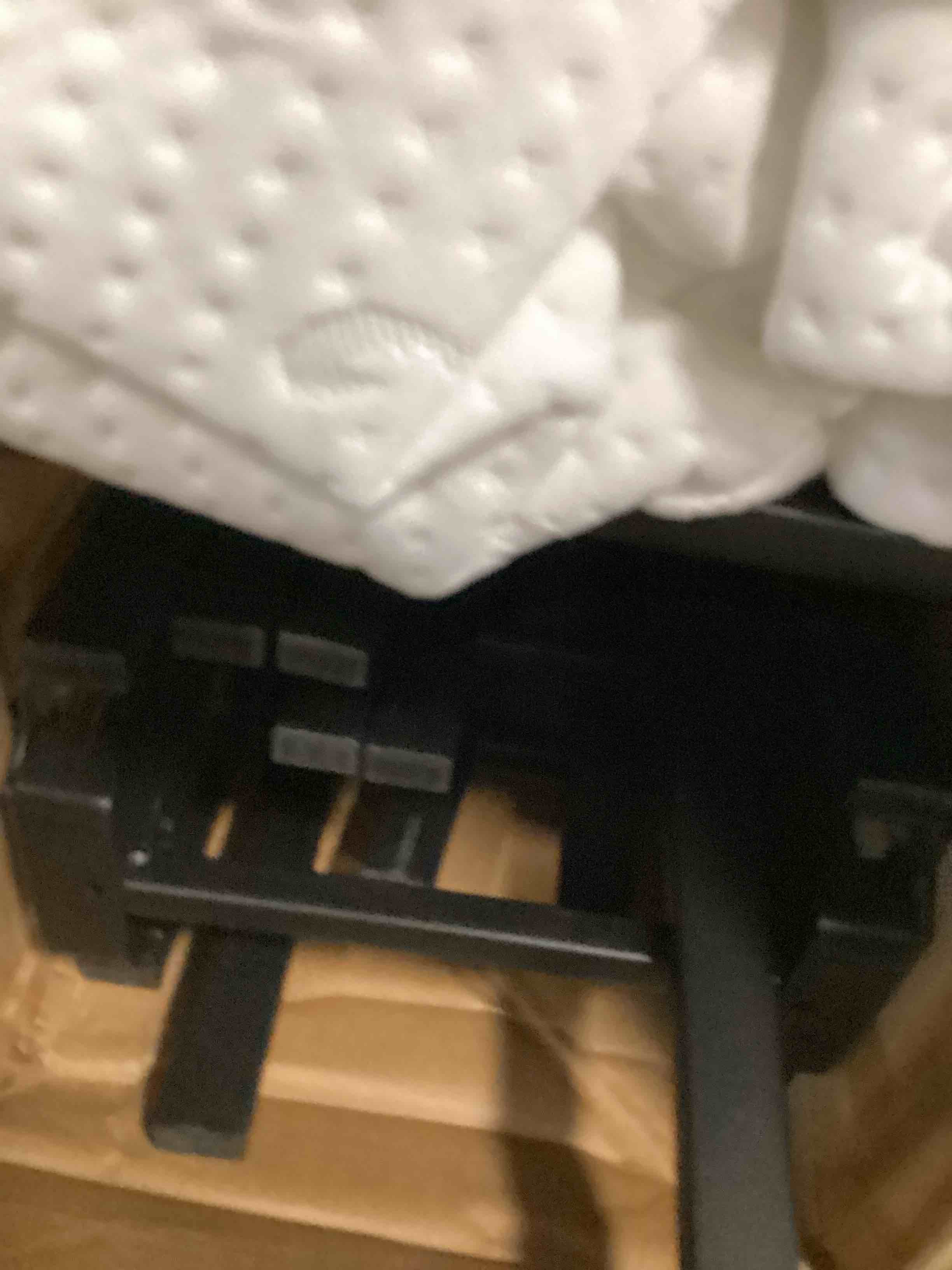 https://s3.amazonaws.com/lotting-images-prod/bidfta/TEA3499729_1750532100584.jpeg