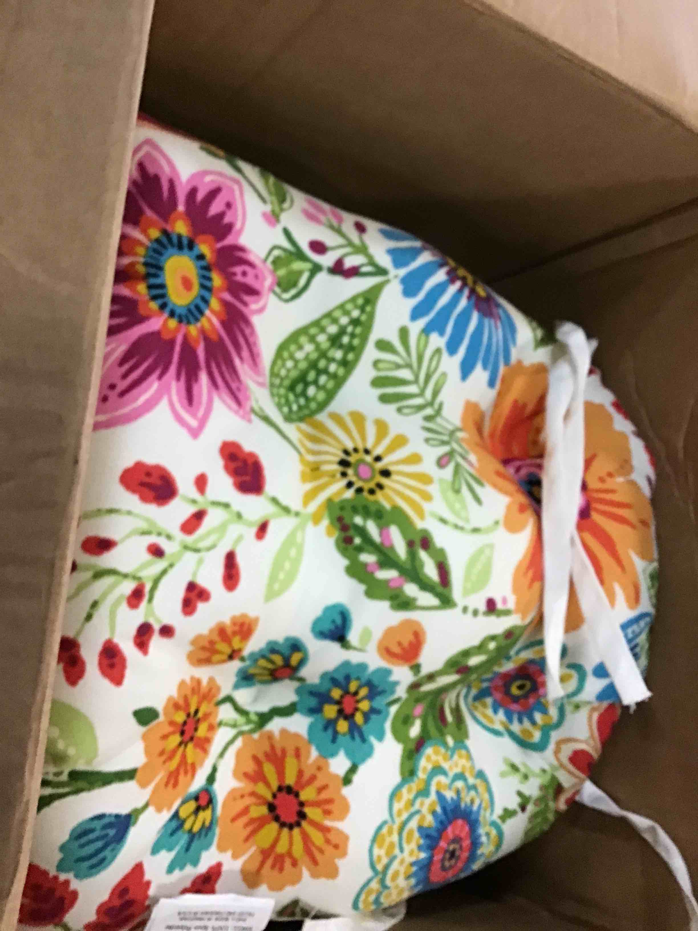 https://s3.amazonaws.com/lotting-images-prod/bidfta/TEA3500868_1750941701841.jpeg