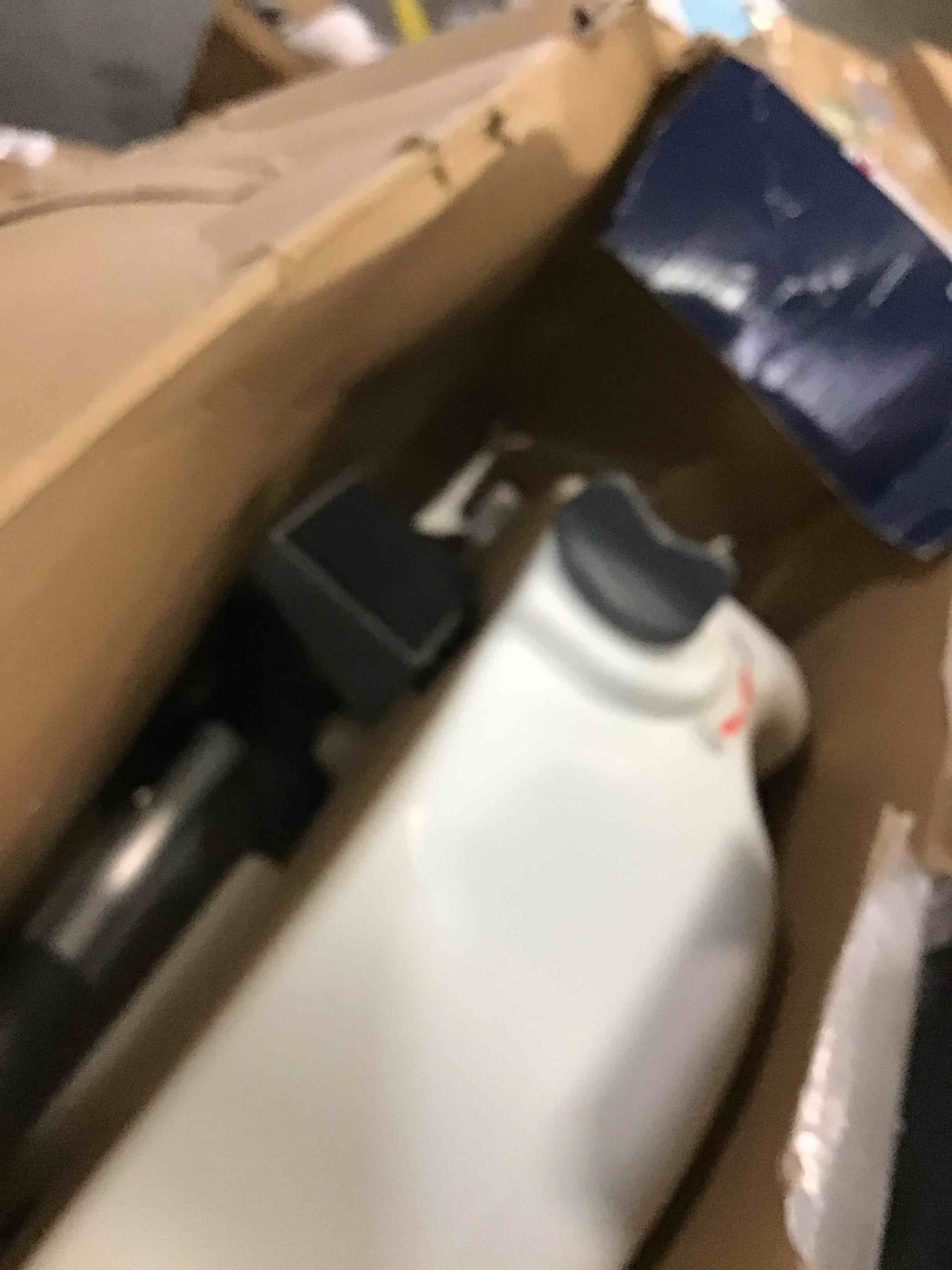 https://s3.amazonaws.com/lotting-images-prod/bidfta/TEA3500877_1750942092027.jpeg