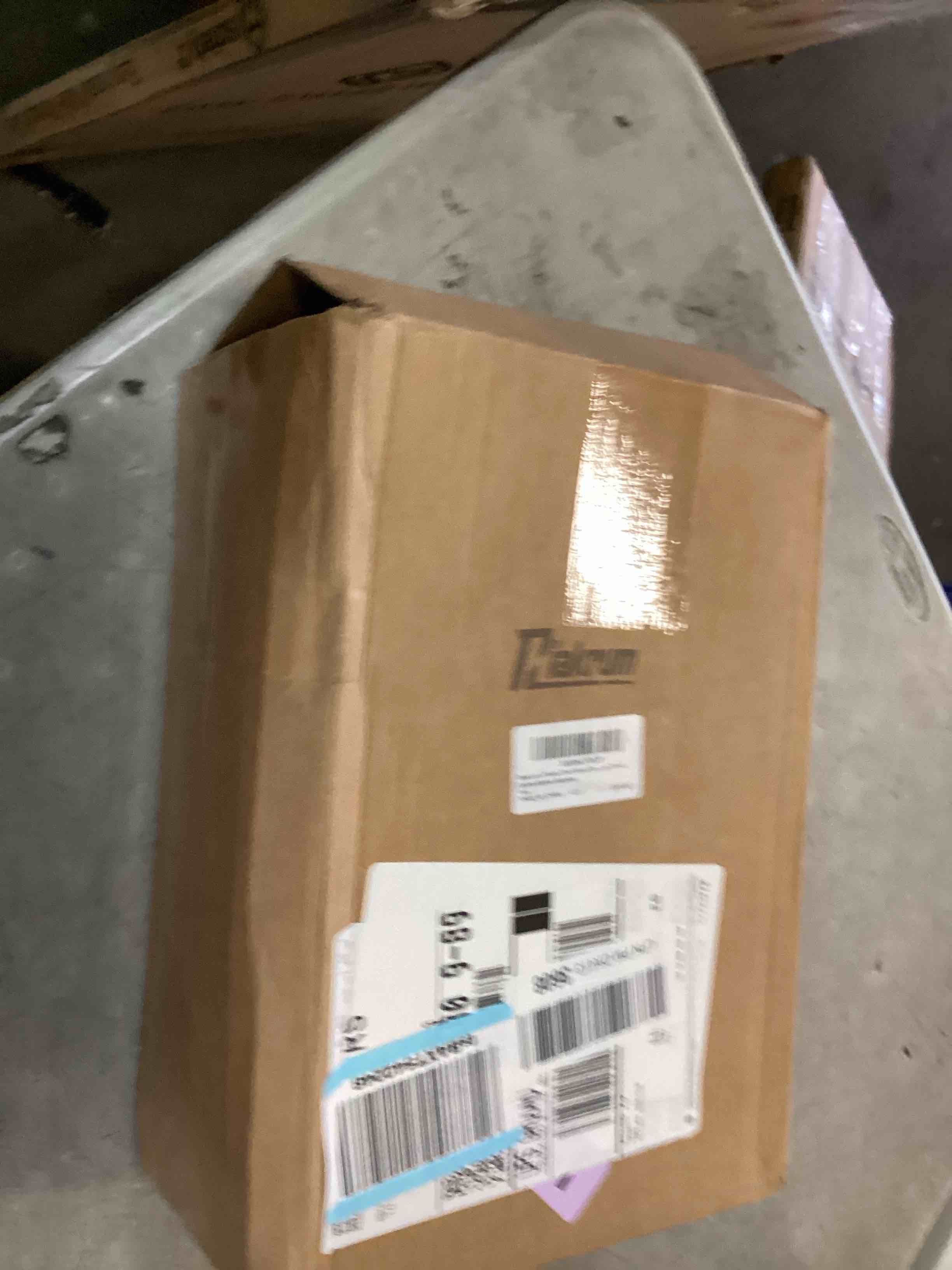 https://s3.amazonaws.com/lotting-images-prod/bidfta/TEA3501359_1751038338304.jpeg