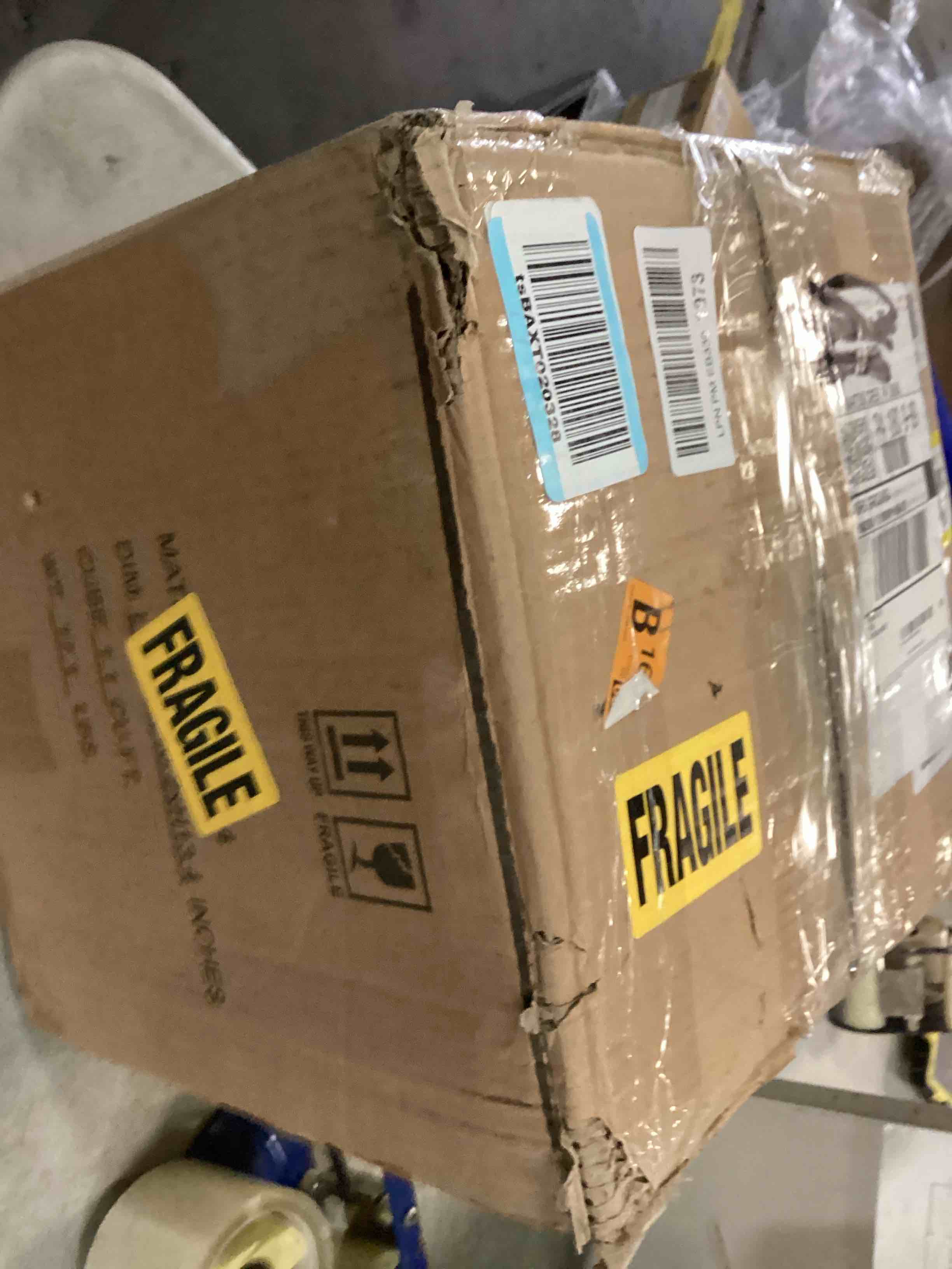 https://s3.amazonaws.com/lotting-images-prod/bidfta/TEA3501523_1751050542787.jpeg