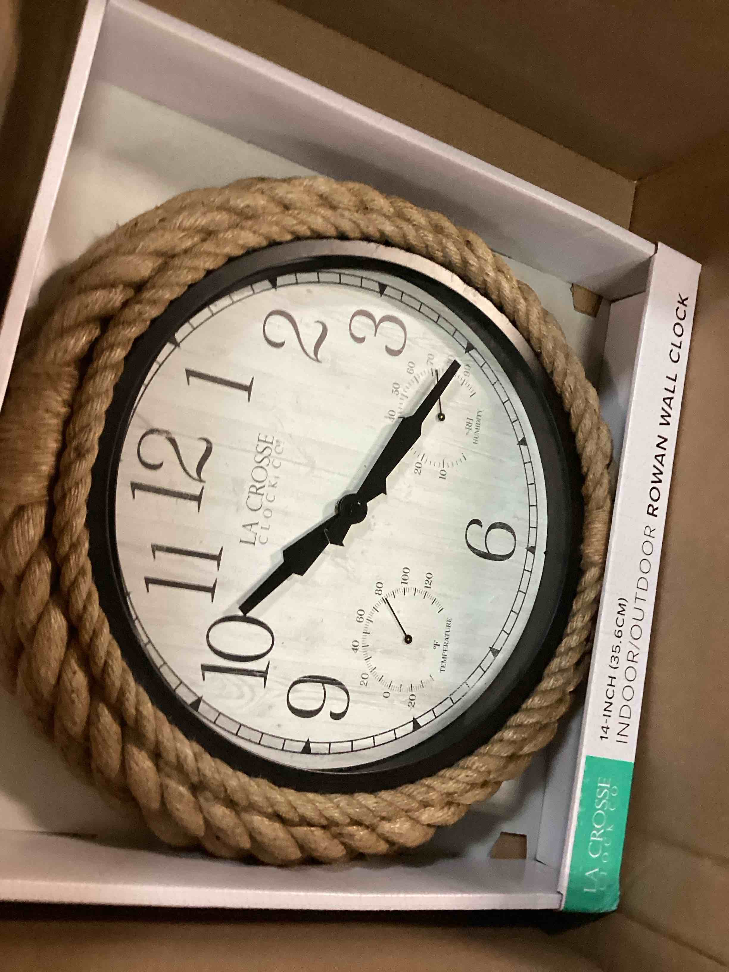 https://s3.amazonaws.com/lotting-images-prod/bidfta/TEA3501717_1751294192808.jpeg