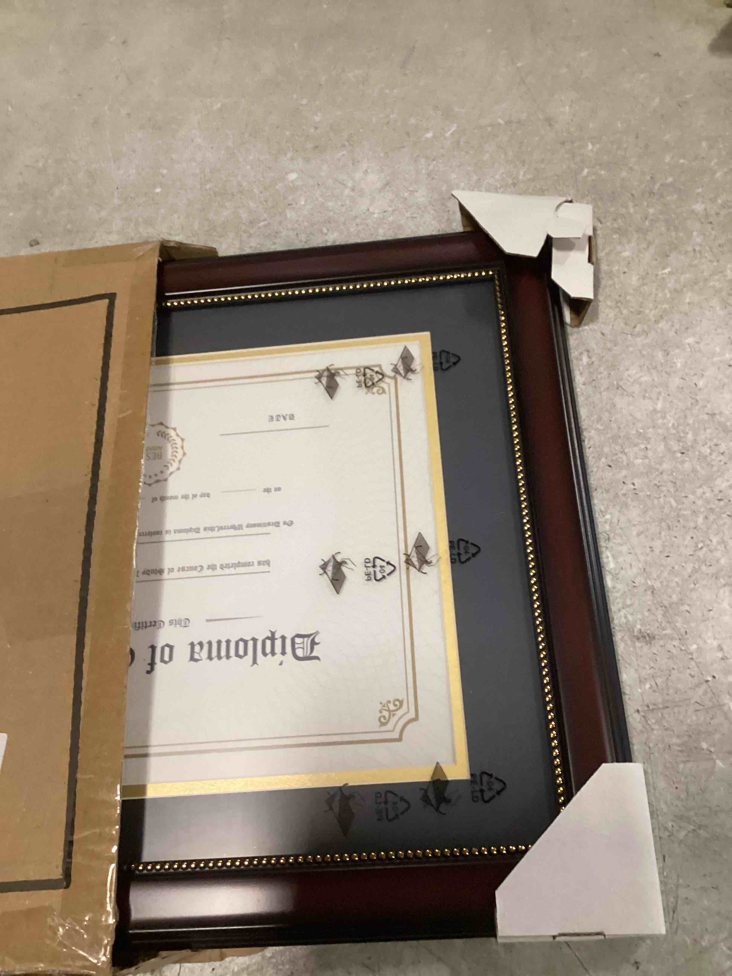 https://s3.amazonaws.com/lotting-images-prod/bidfta/TEA3502280_1751036791228.jpeg