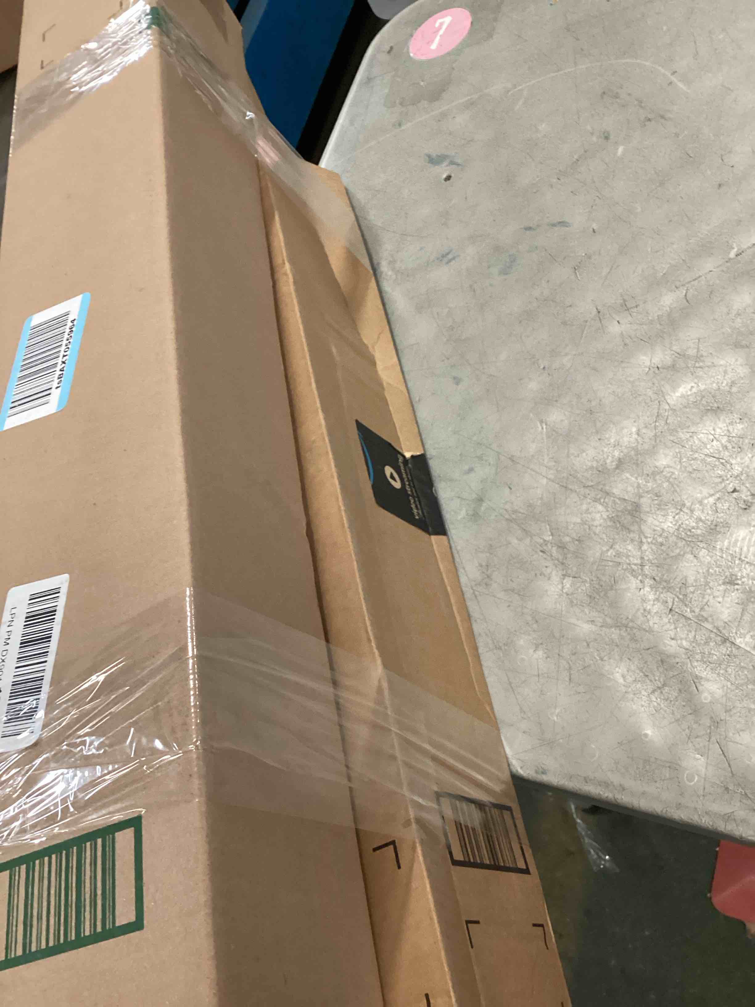 https://s3.amazonaws.com/lotting-images-prod/bidfta/TEA3505286_1751031566888.jpeg