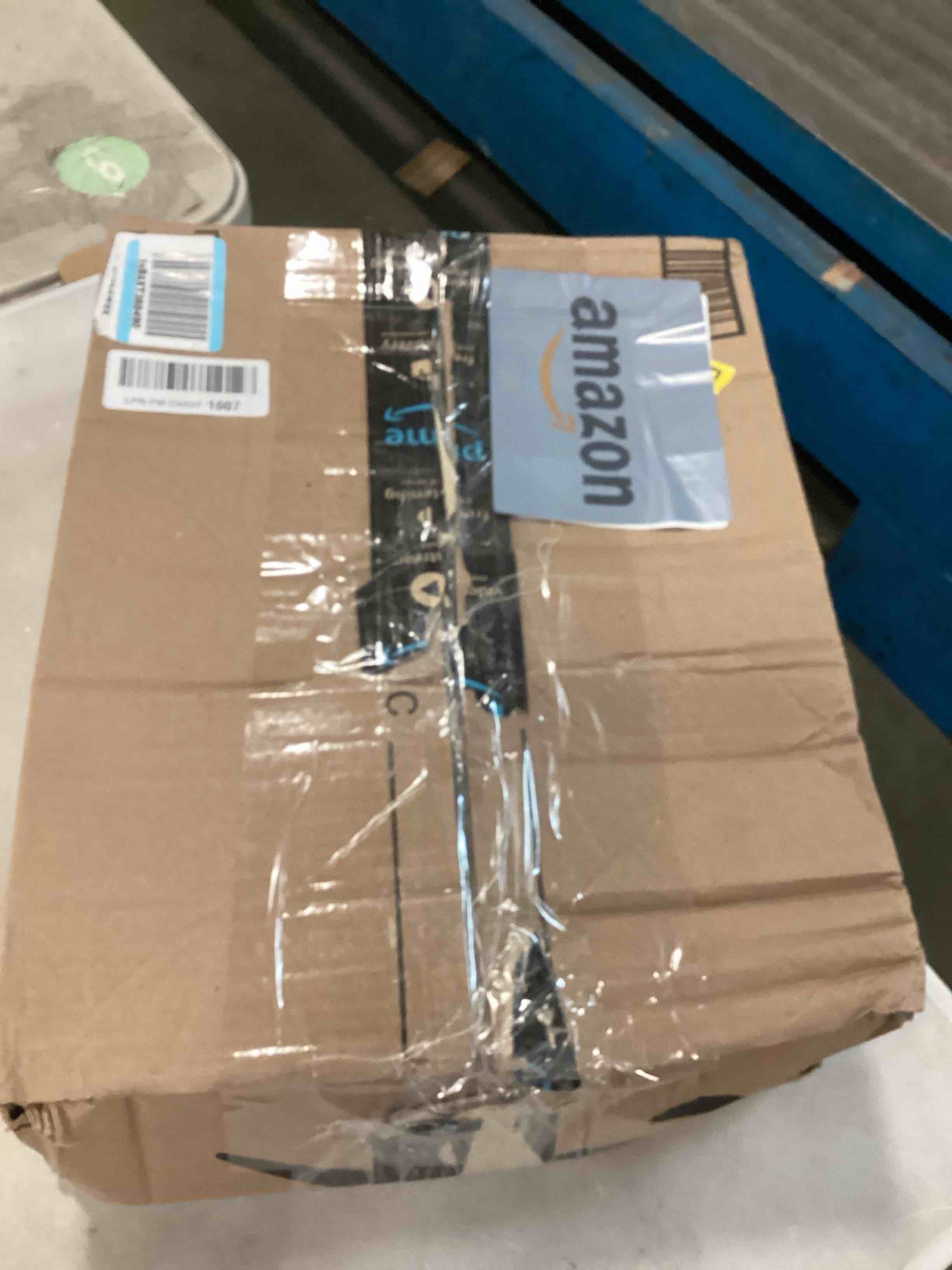 https://s3.amazonaws.com/lotting-images-prod/bidfta/TEA3506001_1751486645033.jpeg