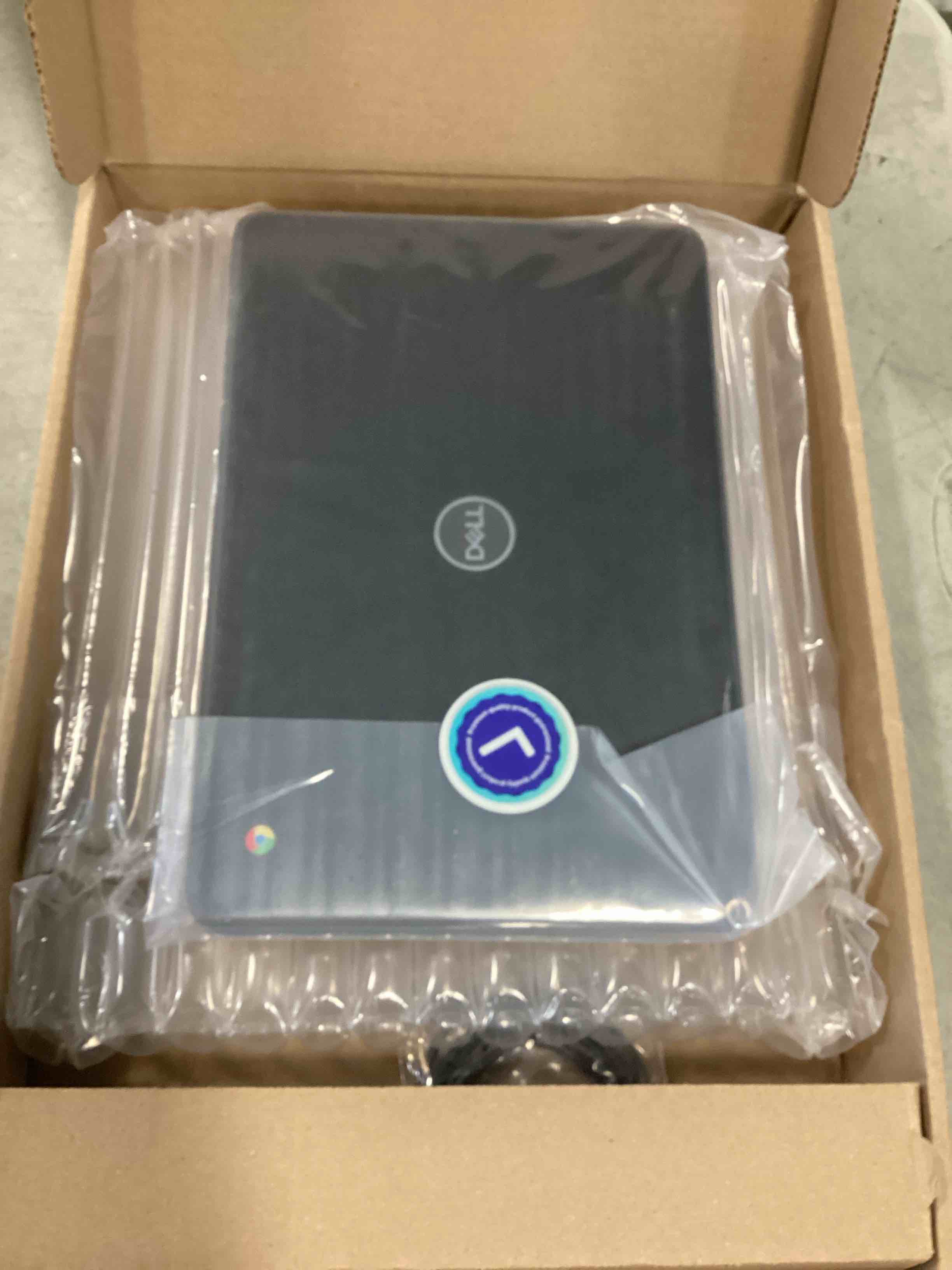 https://s3.amazonaws.com/lotting-images-prod/bidfta/TEA3507264_1752324419906.jpeg