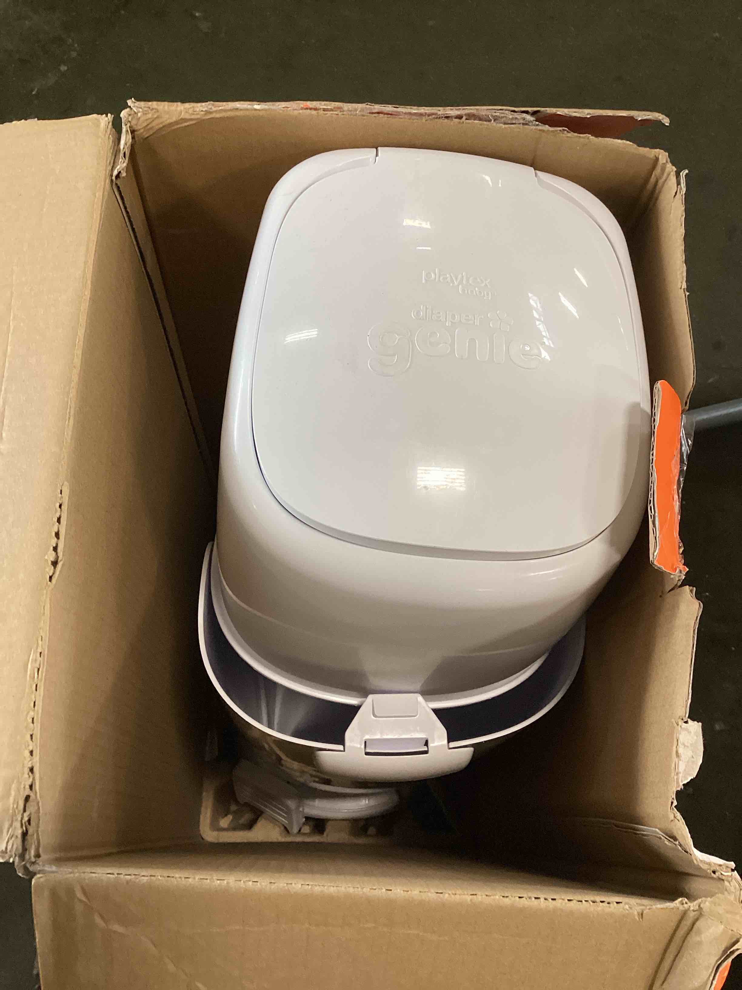 https://s3.amazonaws.com/lotting-images-prod/bidfta/TEA3508209_1750942400187.jpeg