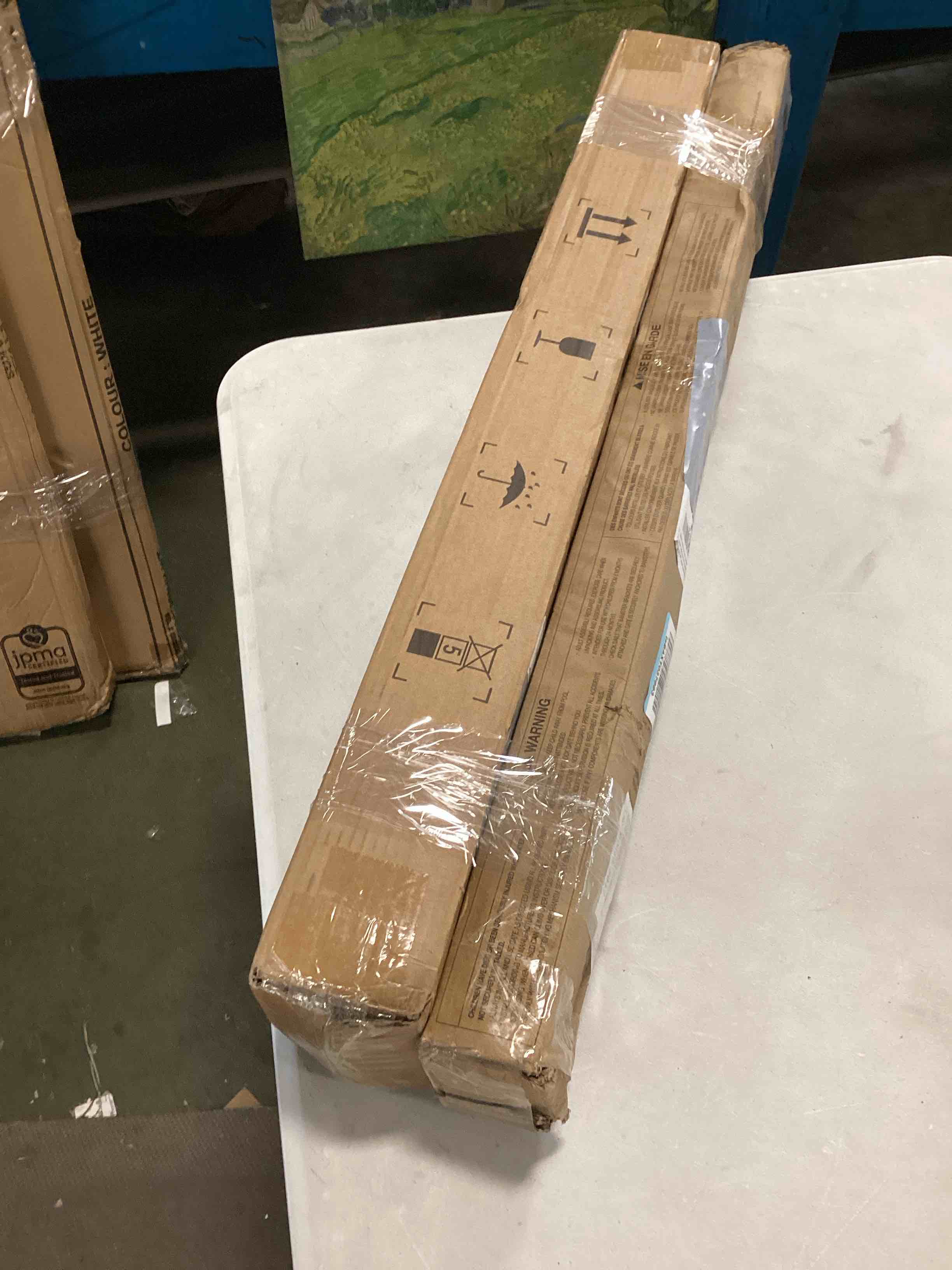 https://s3.amazonaws.com/lotting-images-prod/bidfta/TEA3508358_1750967237000.jpeg