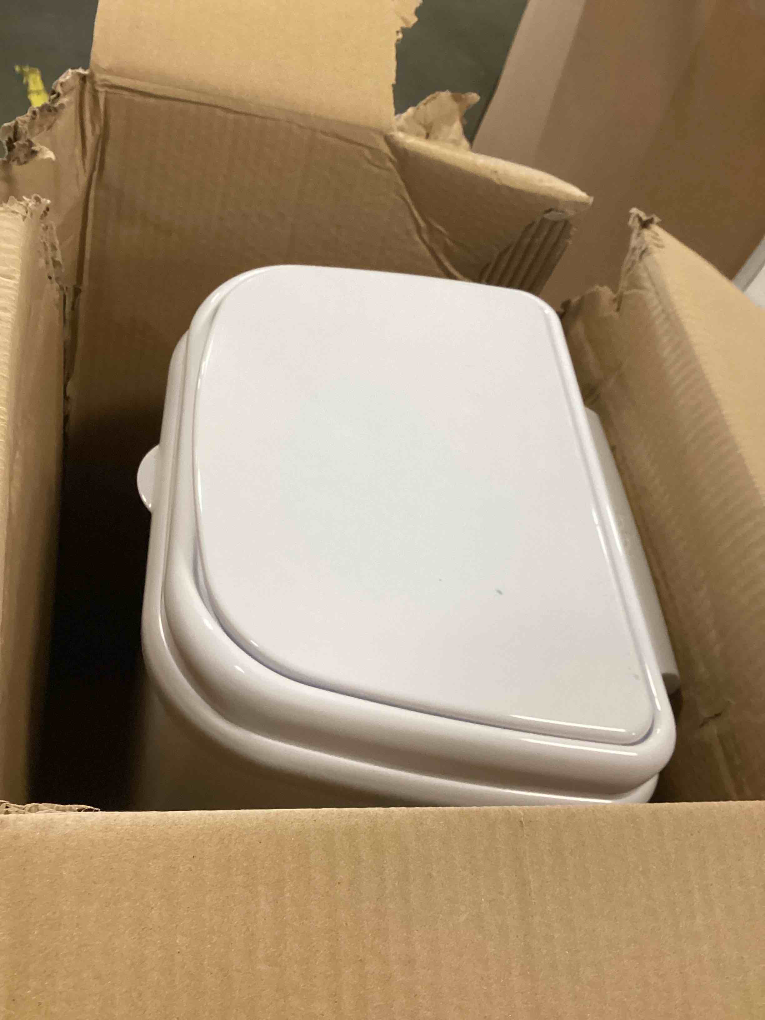 https://s3.amazonaws.com/lotting-images-prod/bidfta/TEA3508475_1751040359352.jpeg