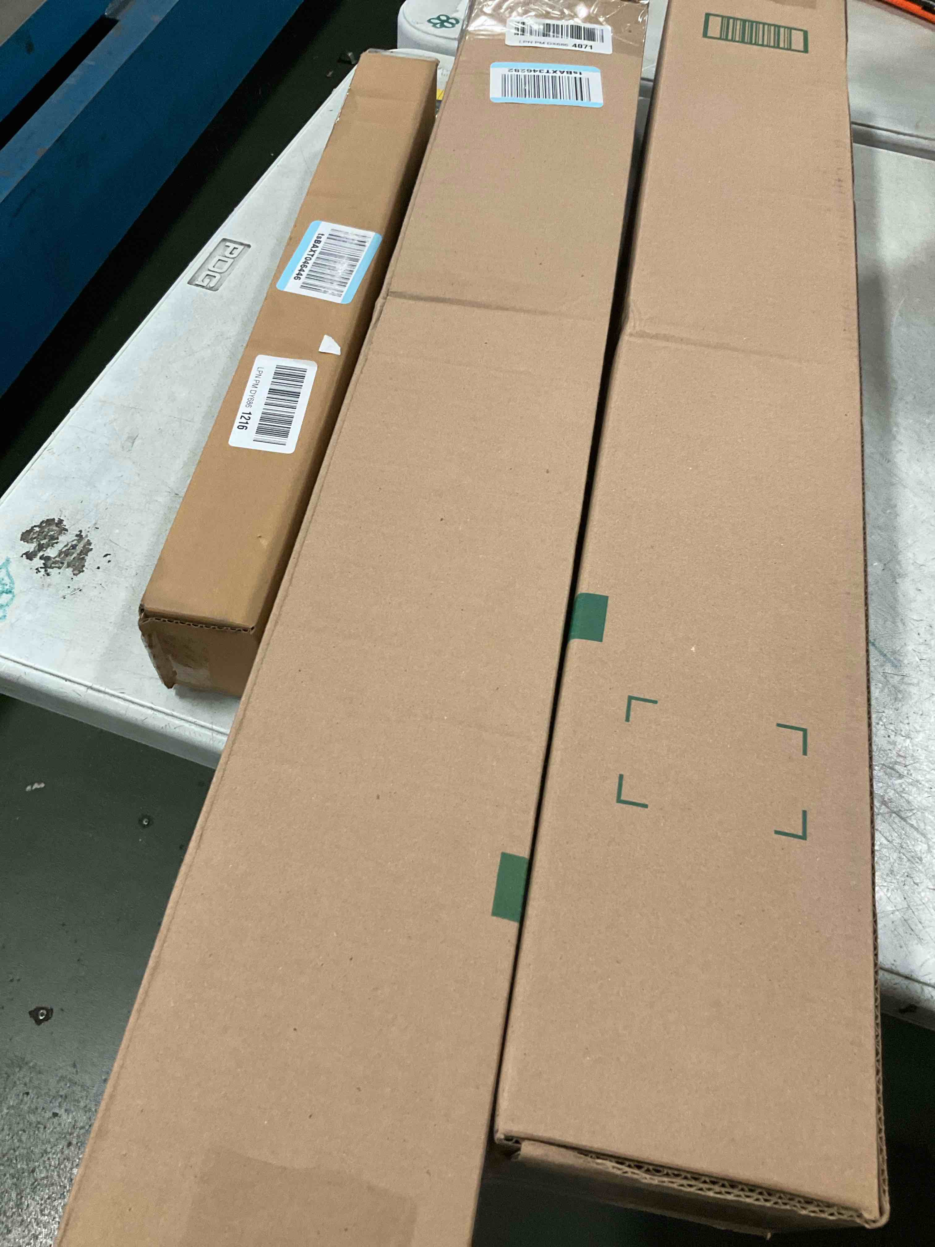 https://s3.amazonaws.com/lotting-images-prod/bidfta/TEA3513862_1753991098137.jpeg