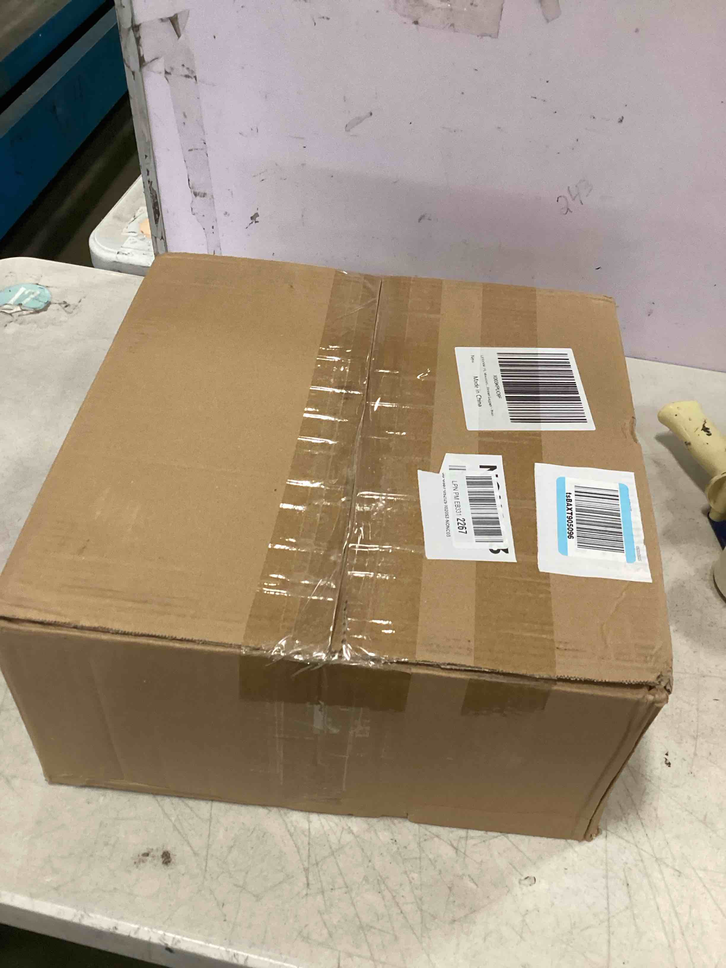 https://s3.amazonaws.com/lotting-images-prod/bidfta/TEA3517178_1750098659903.jpeg