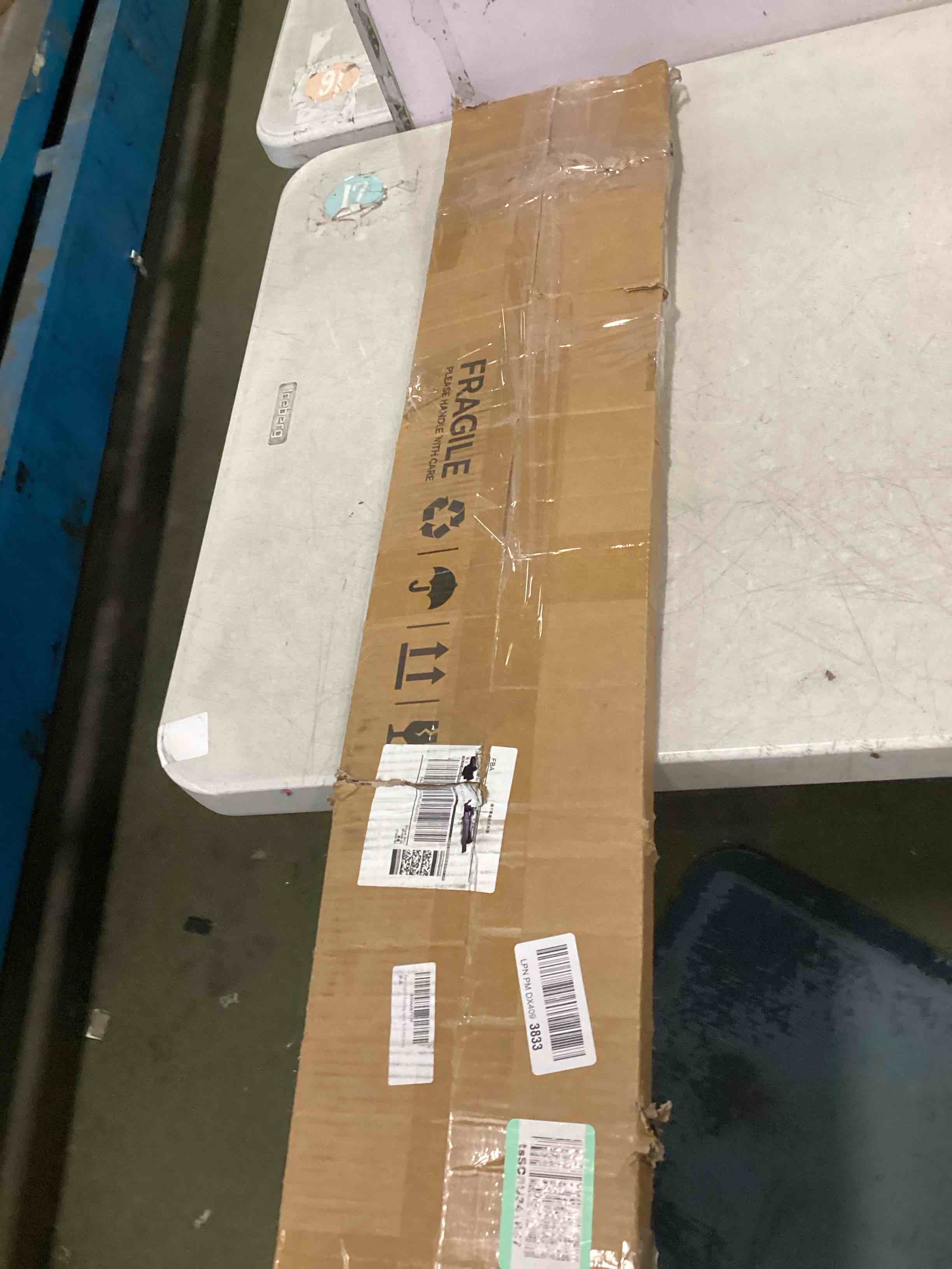 https://s3.amazonaws.com/lotting-images-prod/bidfta/TEA3517389_1750177467768.jpeg
