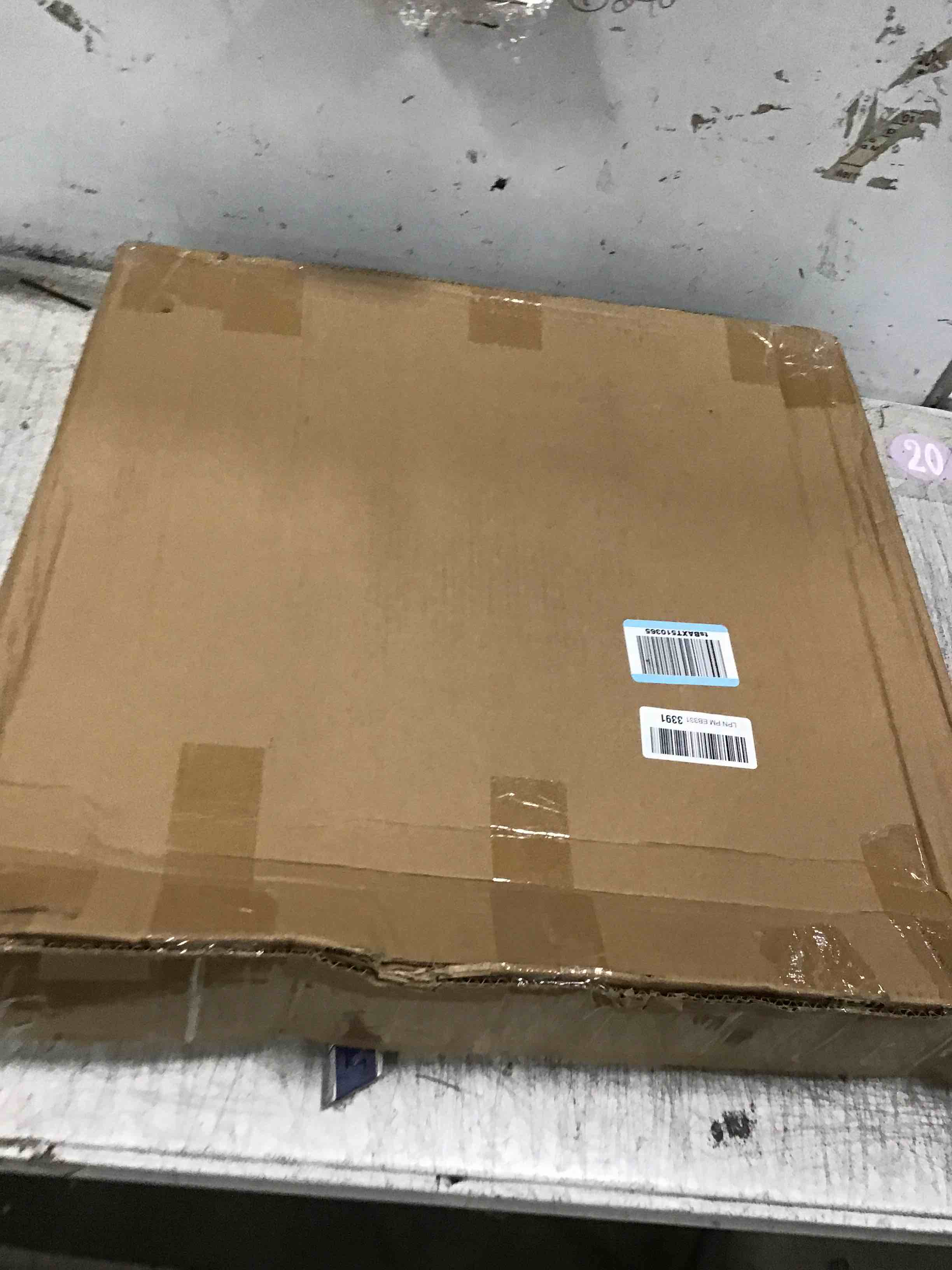 https://s3.amazonaws.com/lotting-images-prod/bidfta/TEA3517696_1750337790970.jpeg