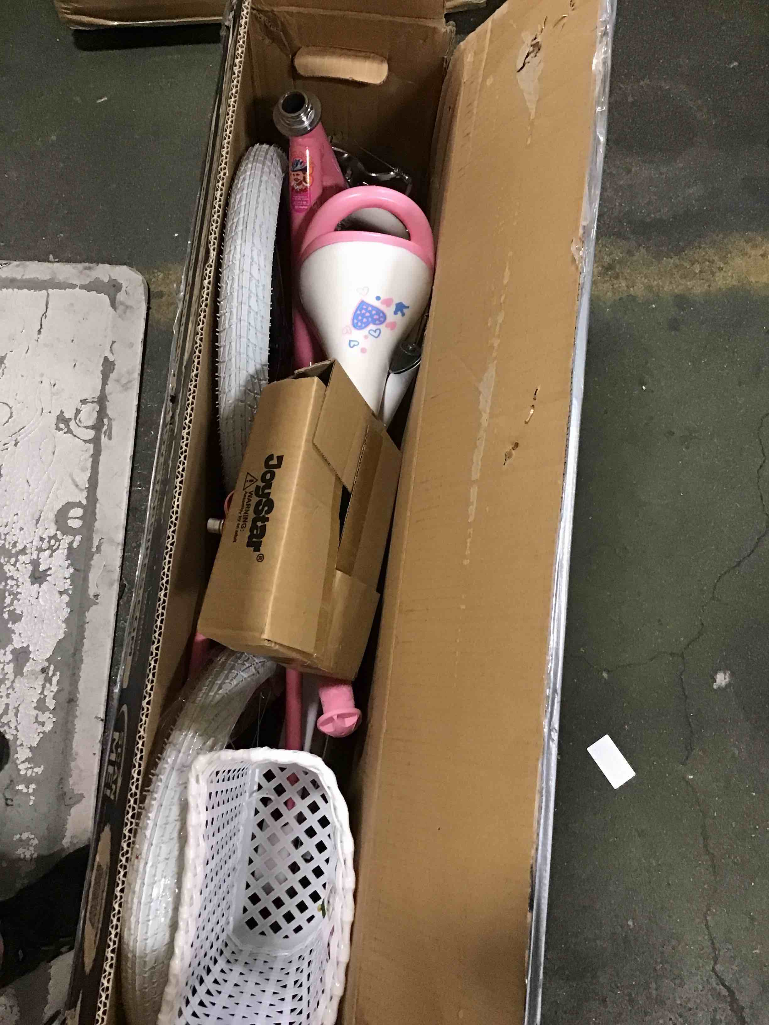 https://s3.amazonaws.com/lotting-images-prod/bidfta/TEA3517718_1750339803992.jpeg