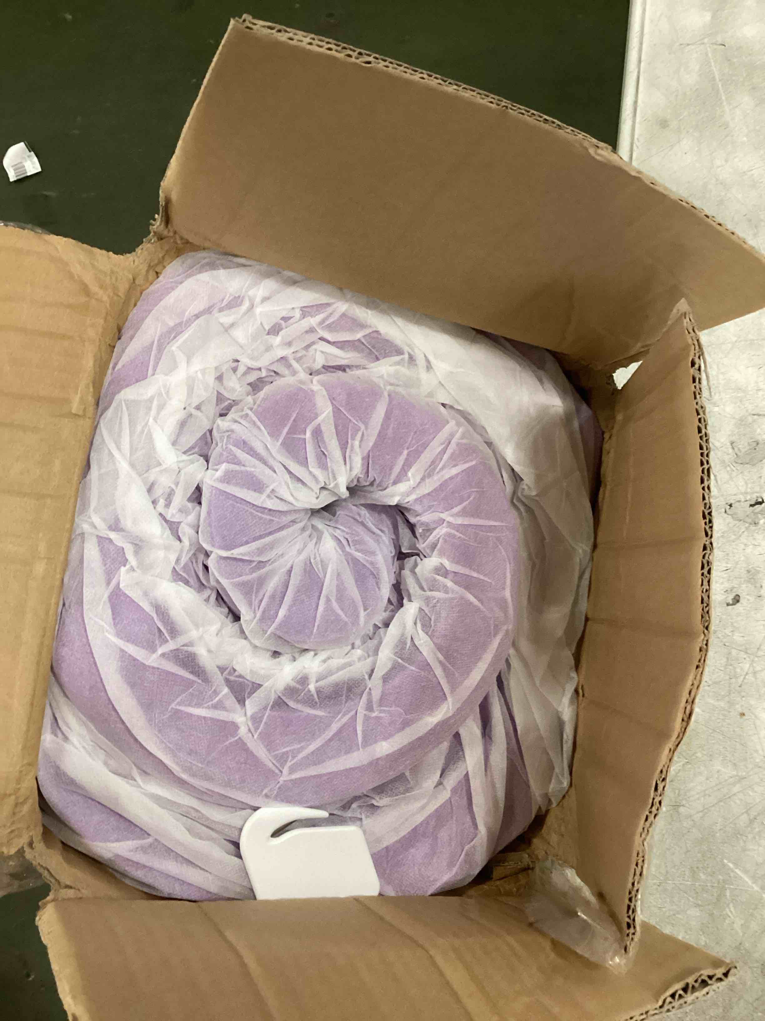 https://s3.amazonaws.com/lotting-images-prod/bidfta/TEA3518129_1750504457090.jpeg