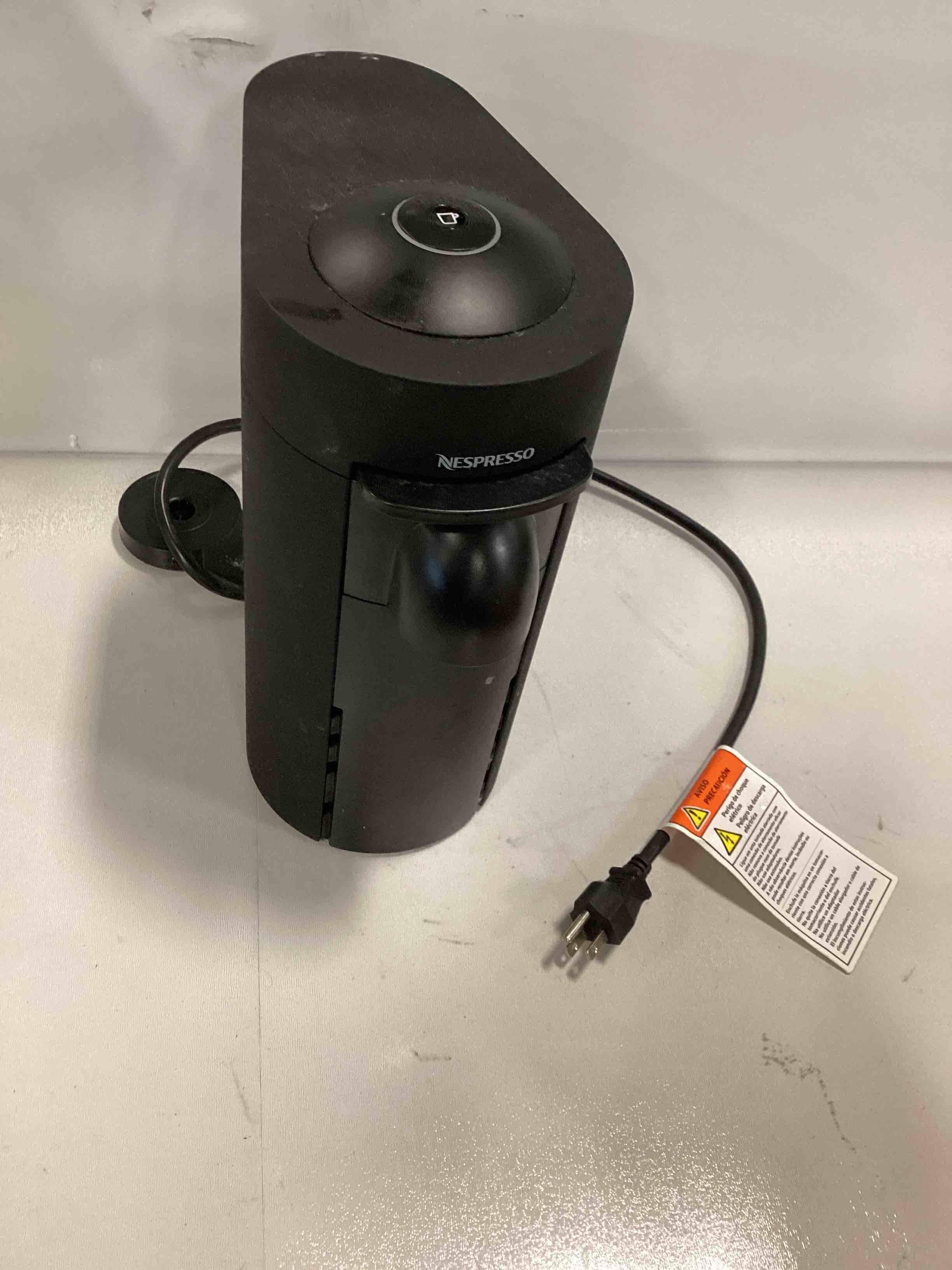 https://s3.amazonaws.com/lotting-images-prod/bidfta/TEA3518392_1750684679468.jpeg