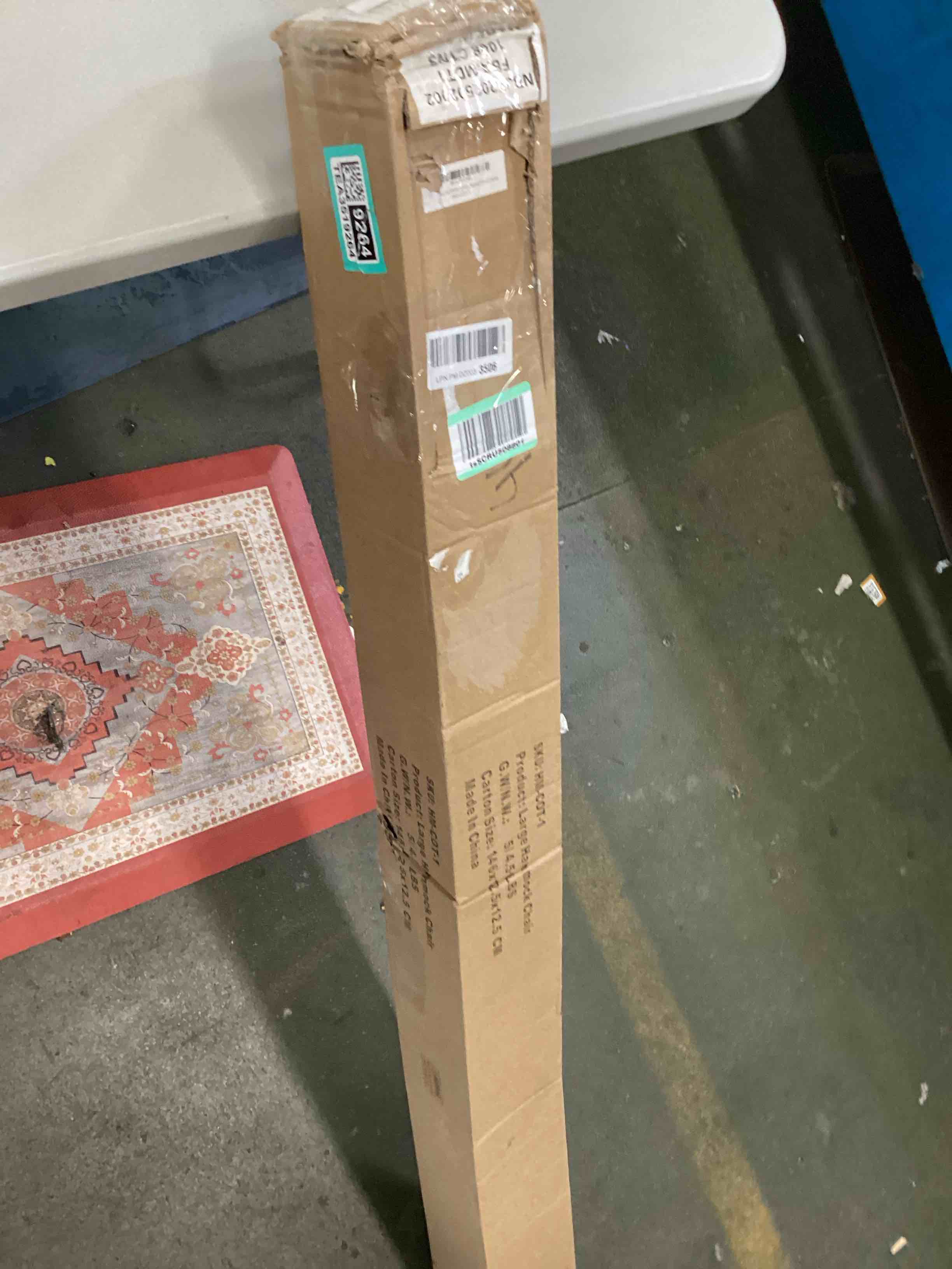 https://s3.amazonaws.com/lotting-images-prod/bidfta/TEA3519264_1751031618918.jpeg