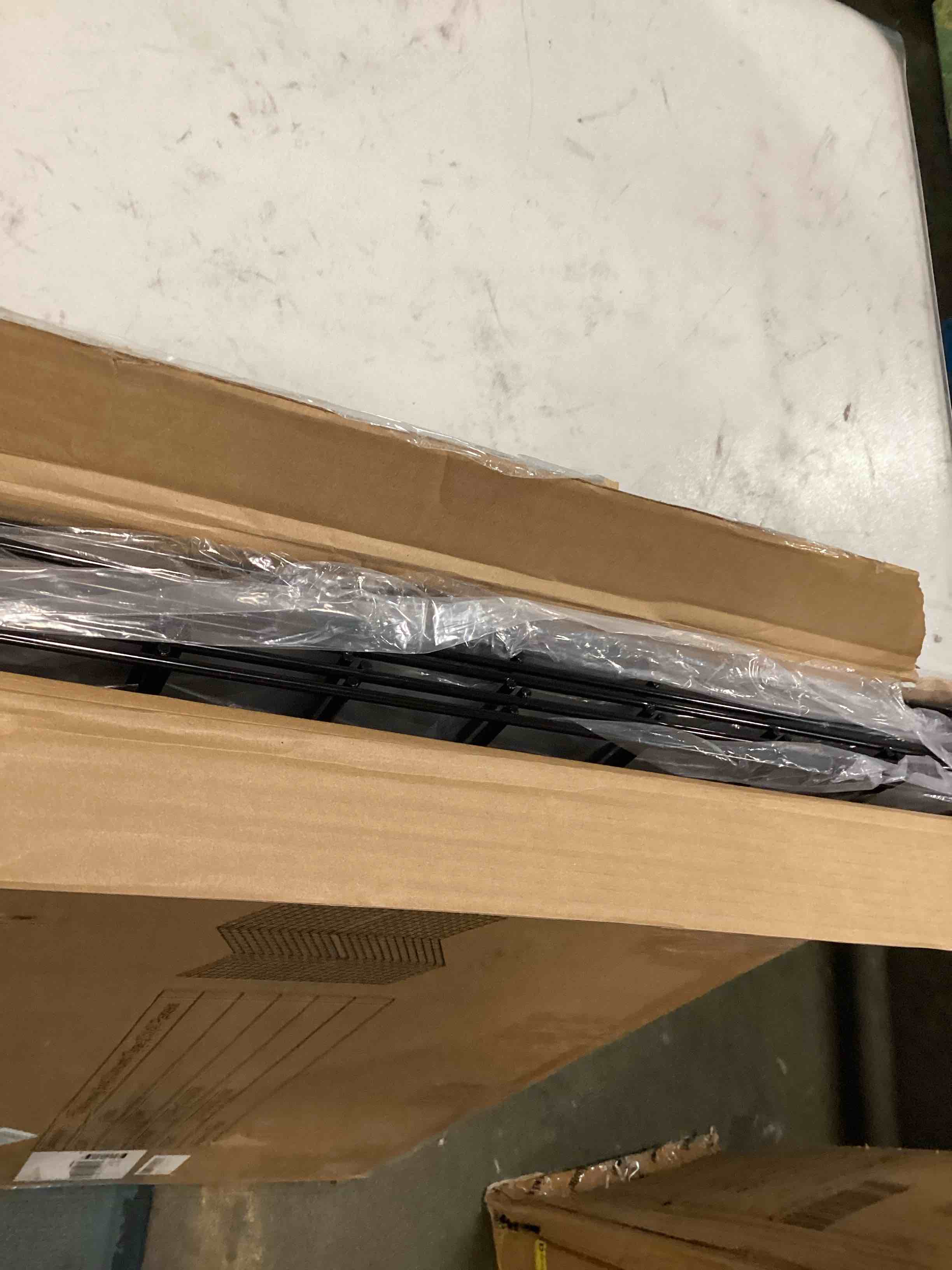 https://s3.amazonaws.com/lotting-images-prod/bidfta/TEA3519445_1751286445963.jpeg