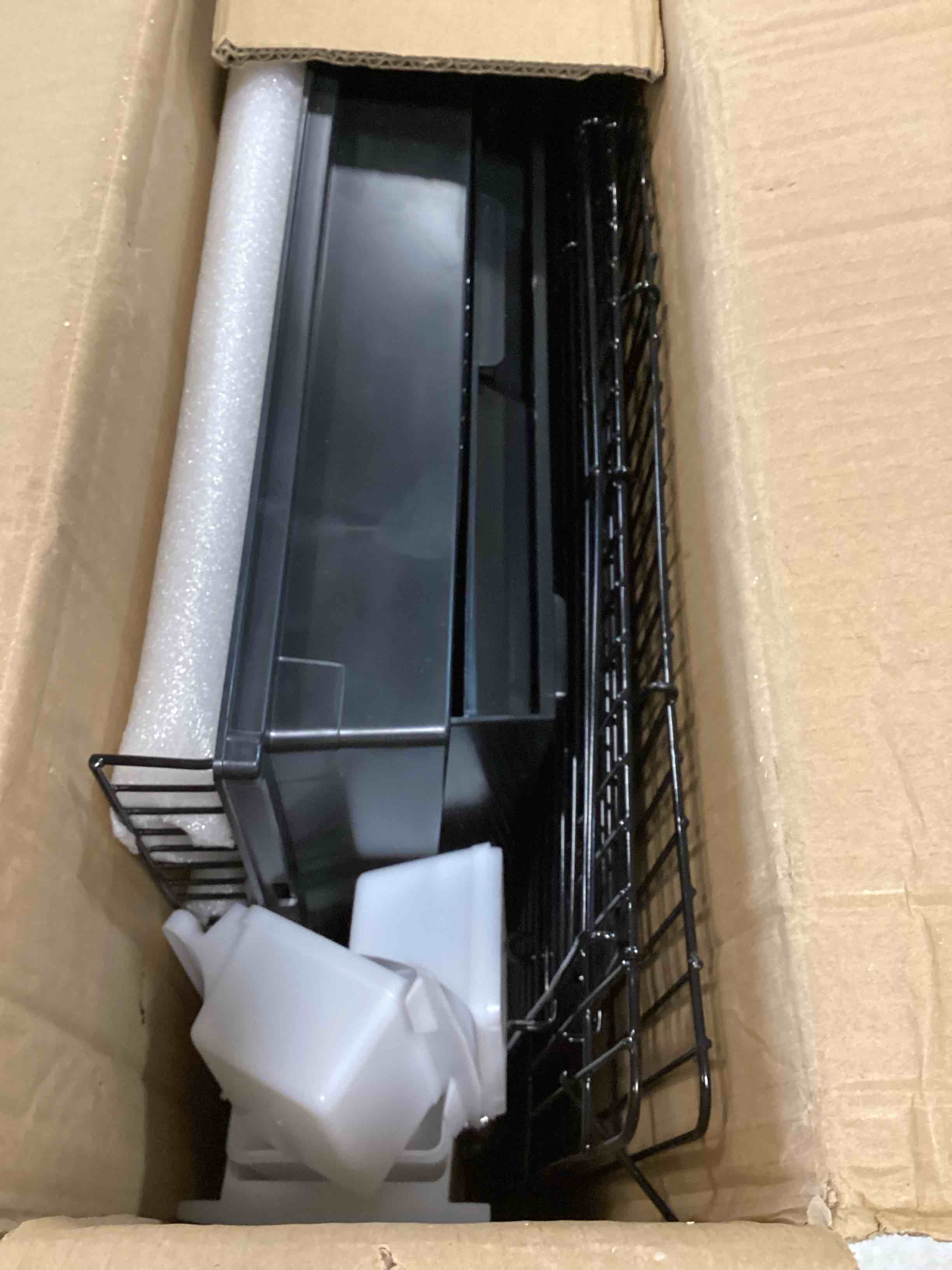 https://s3.amazonaws.com/lotting-images-prod/bidfta/TEA3520249_1748869767073.jpeg