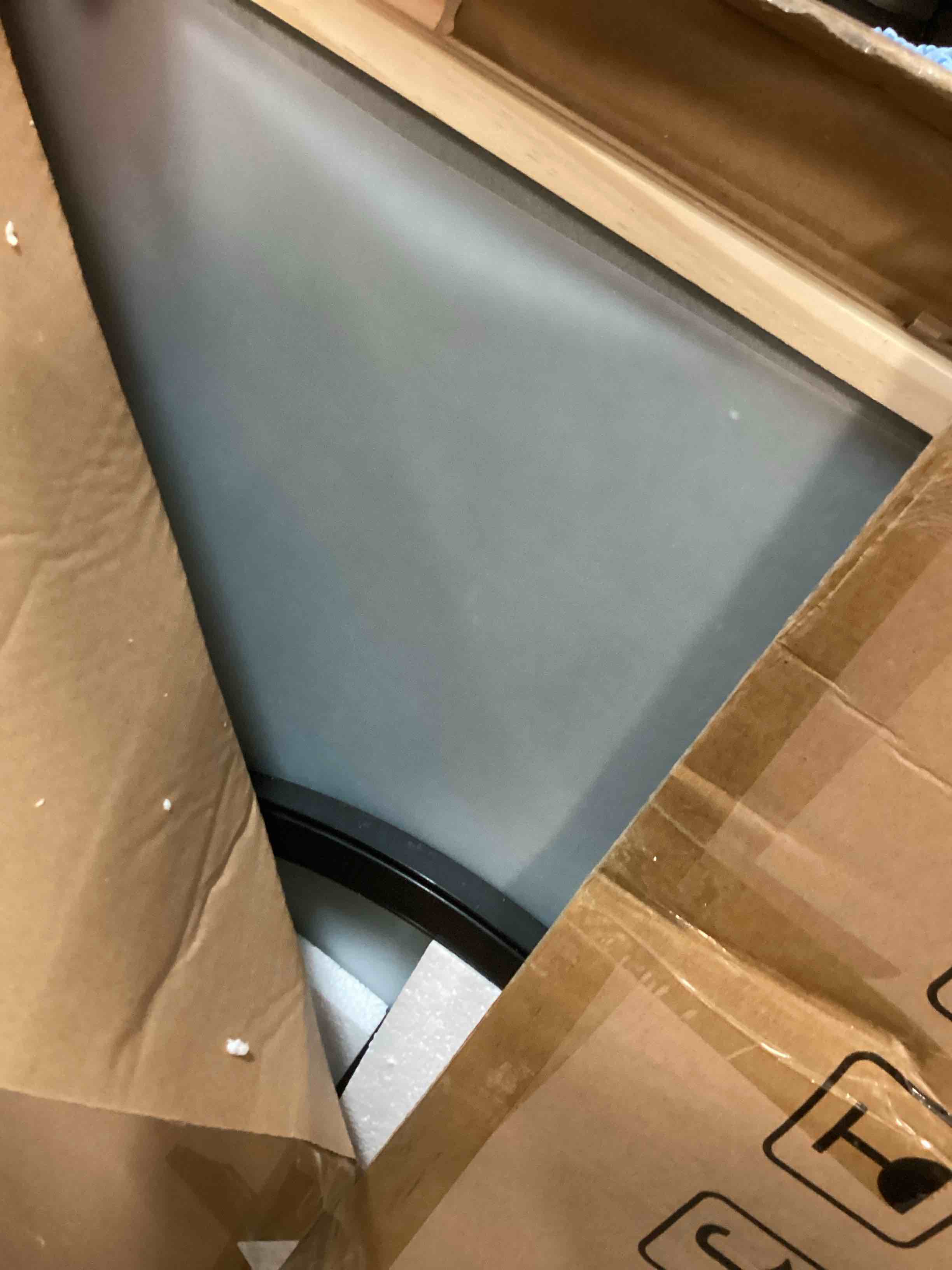 https://s3.amazonaws.com/lotting-images-prod/bidfta/TEA3521978_1749759560158.jpeg