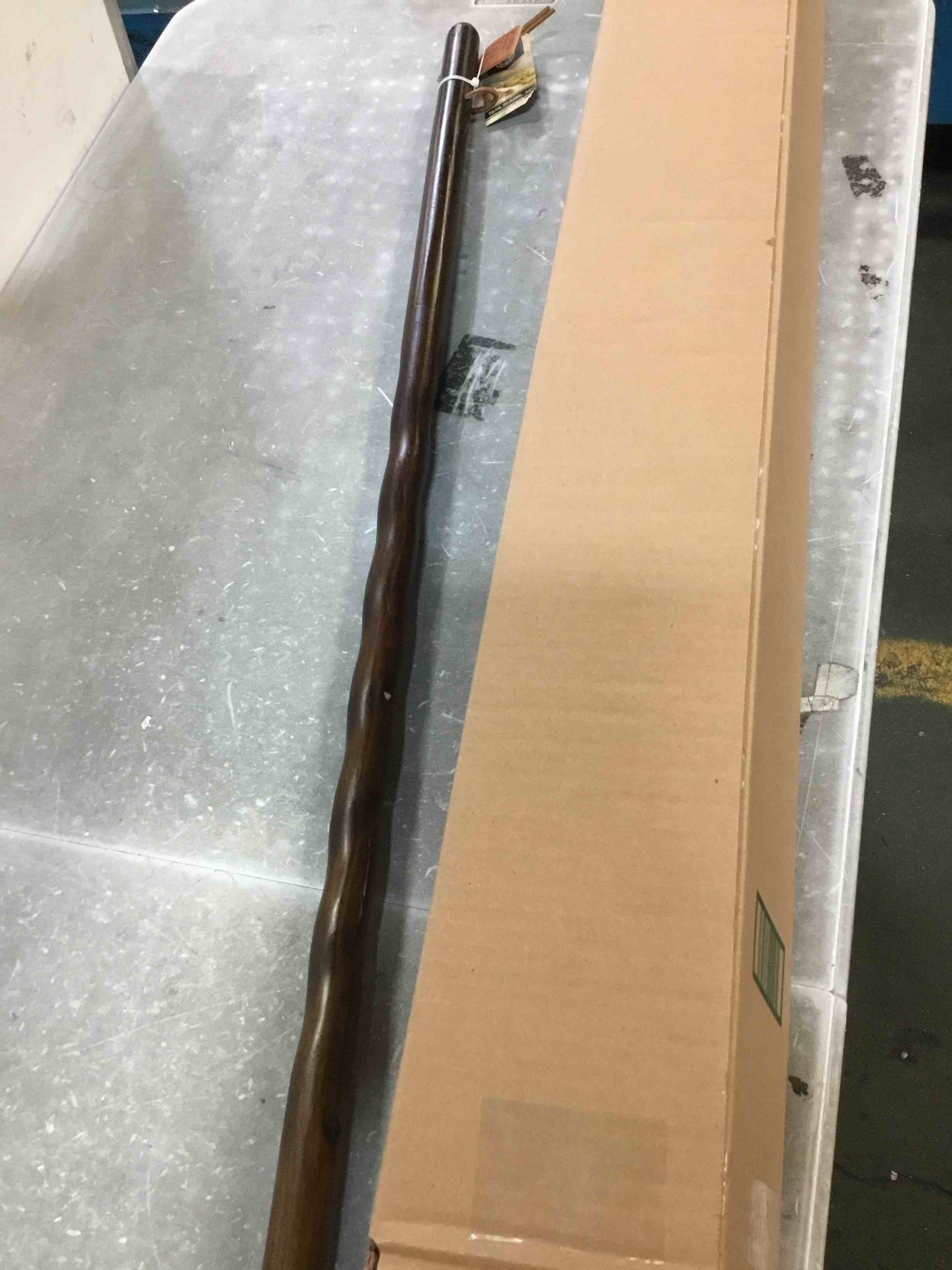 https://s3.amazonaws.com/lotting-images-prod/bidfta/TEA3522518_1750182238234.jpeg