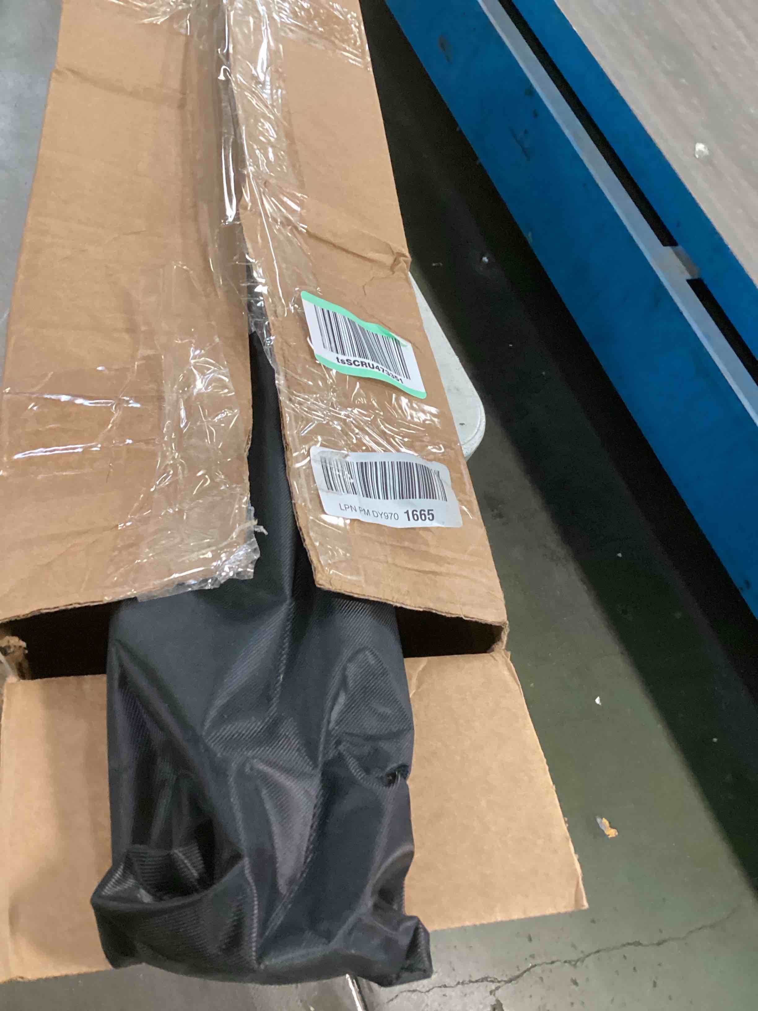 https://s3.amazonaws.com/lotting-images-prod/bidfta/TEA3524325_1749303918383.jpeg
