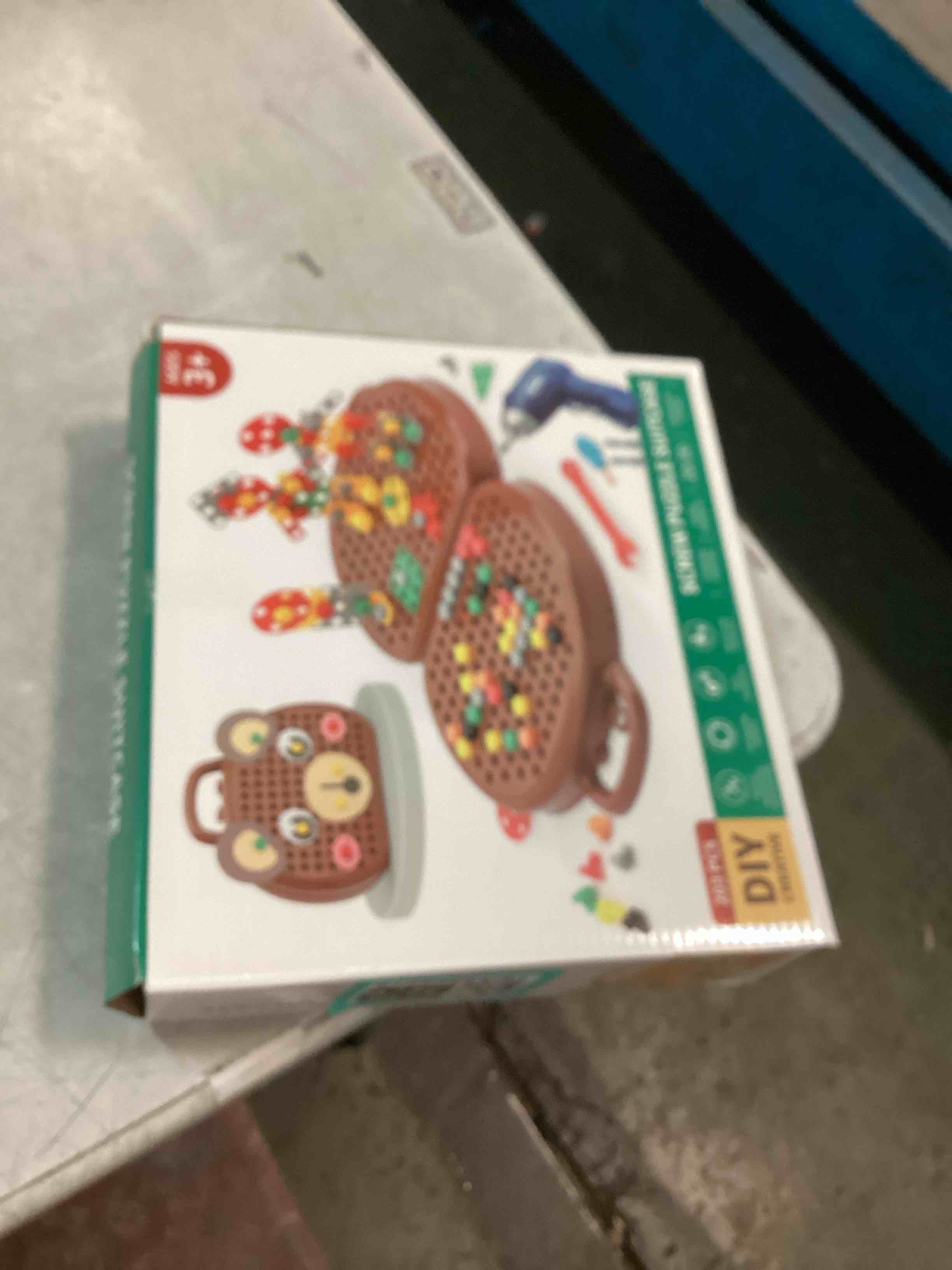 https://s3.amazonaws.com/lotting-images-prod/bidfta/TEA3525276_1749649461173.jpeg