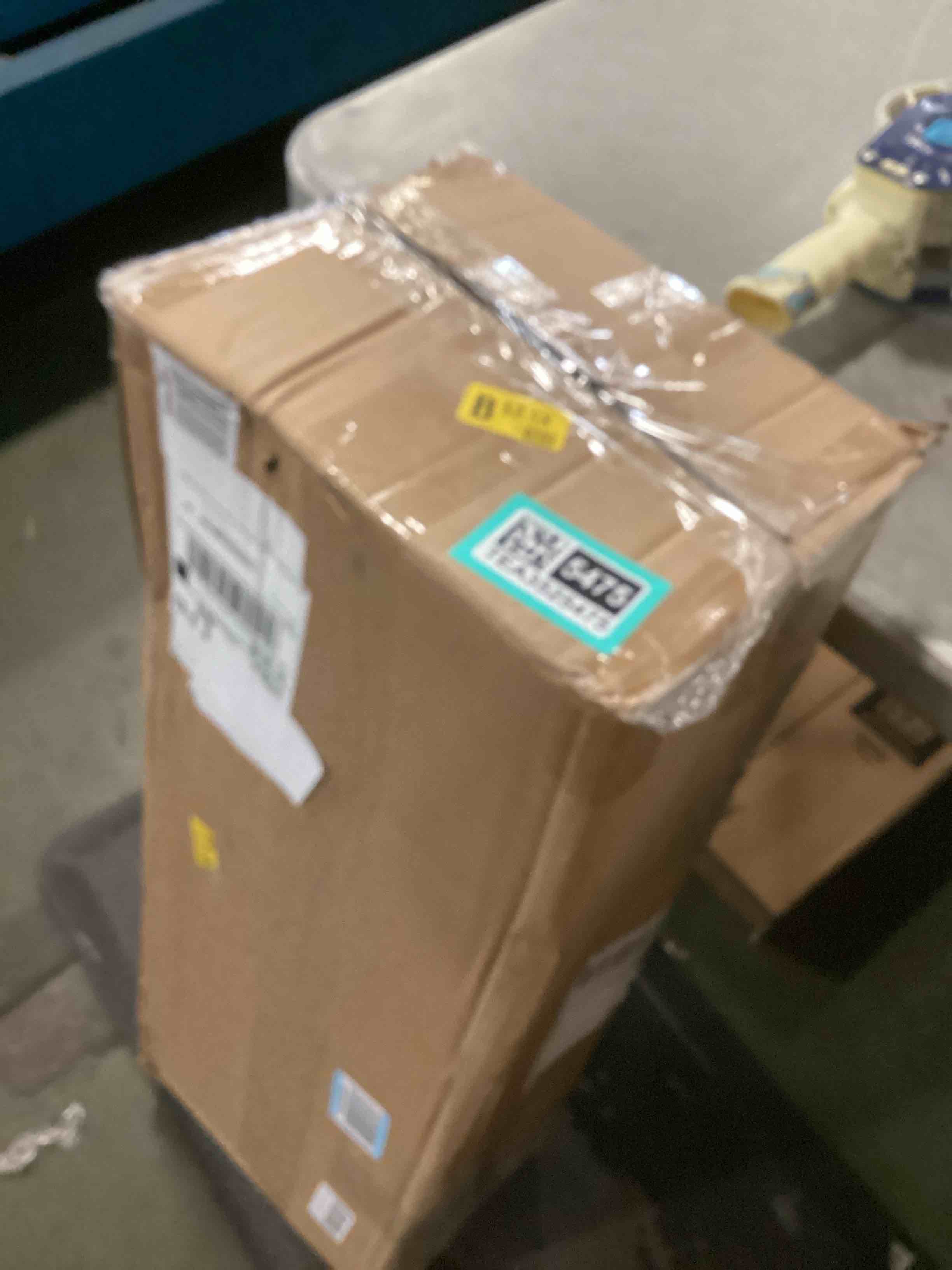https://s3.amazonaws.com/lotting-images-prod/bidfta/TEA3525475_1749732386105.jpeg