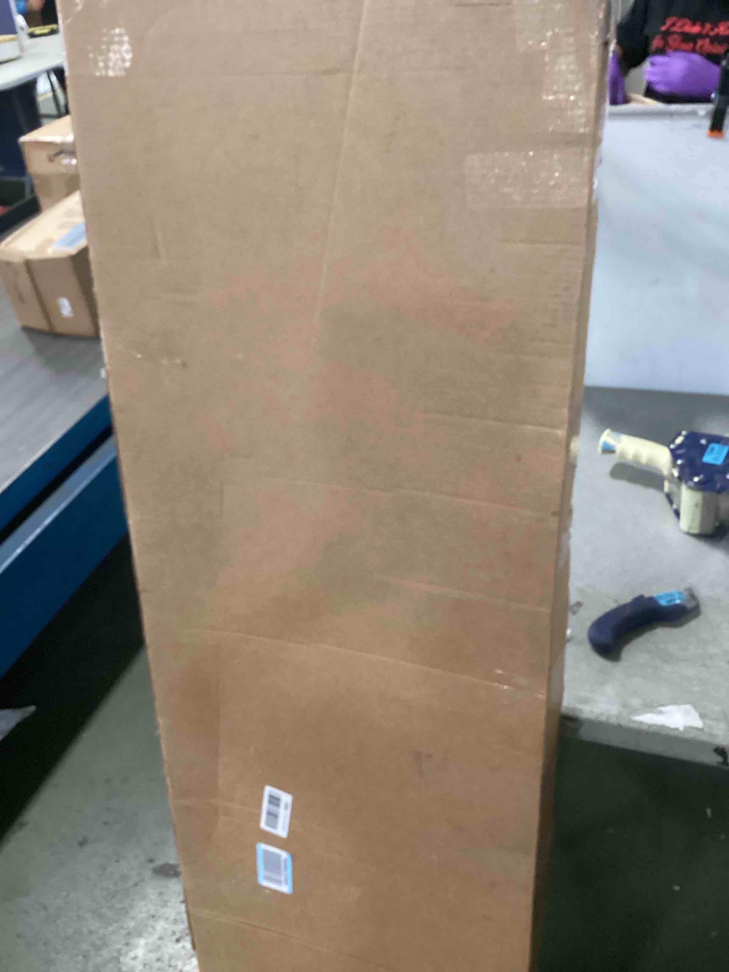 https://s3.amazonaws.com/lotting-images-prod/bidfta/TEA3525935_1749758725010.jpeg