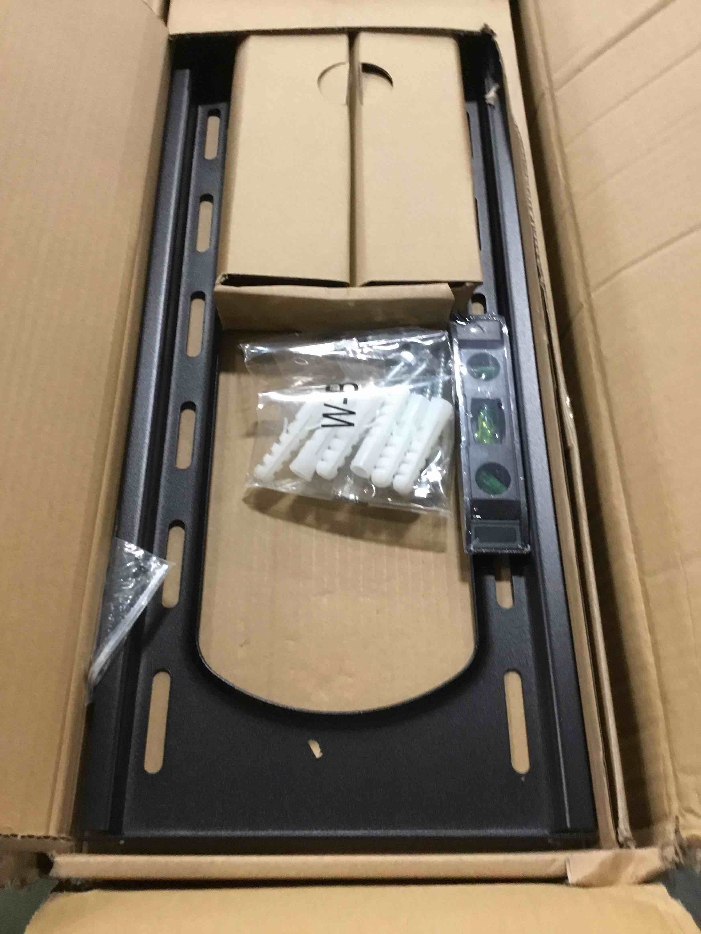 https://s3.amazonaws.com/lotting-images-prod/bidfta/TEA3527802_1749136556388.jpeg