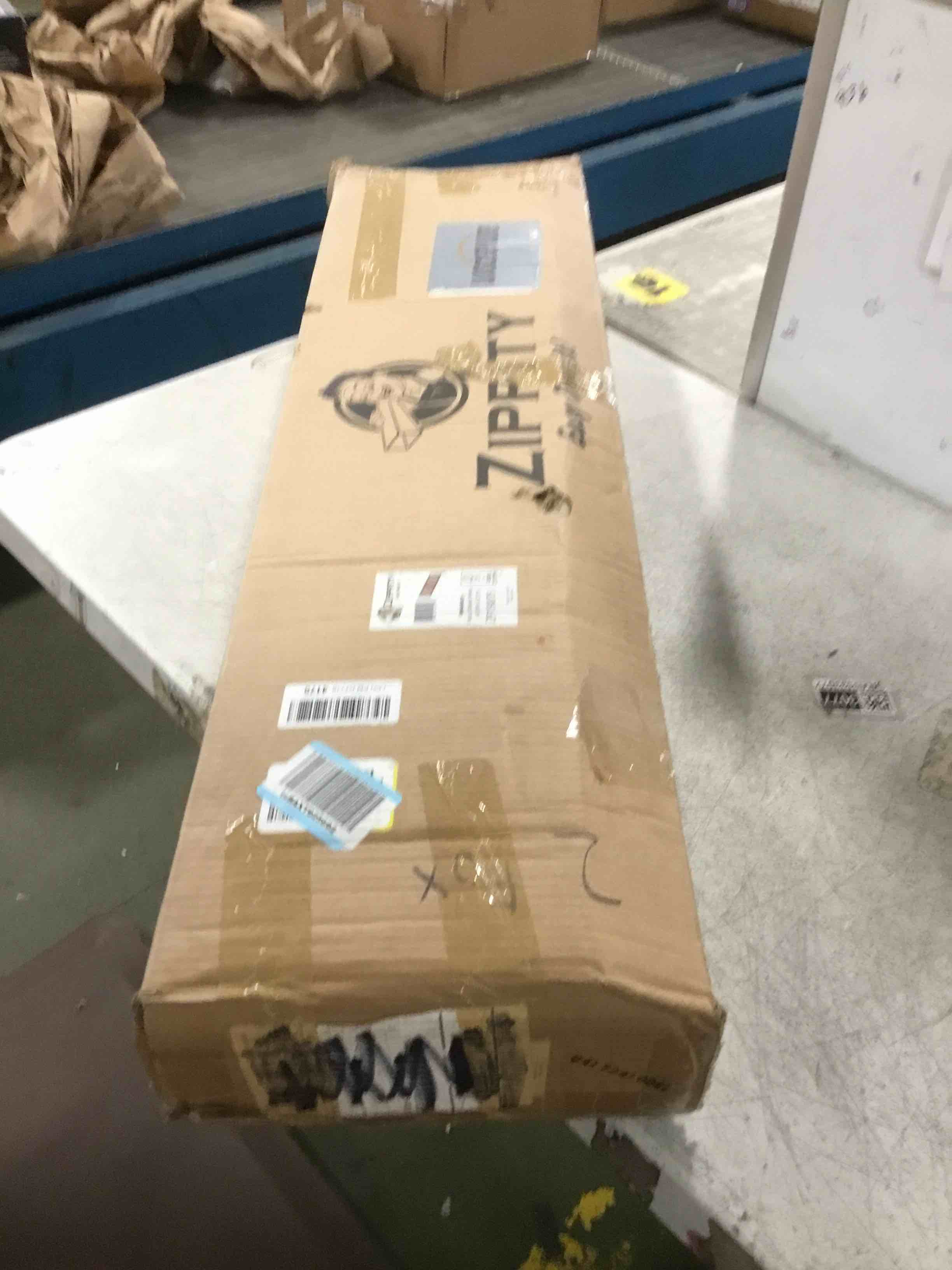 https://s3.amazonaws.com/lotting-images-prod/bidfta/TEA3528304_1749472213148.jpeg