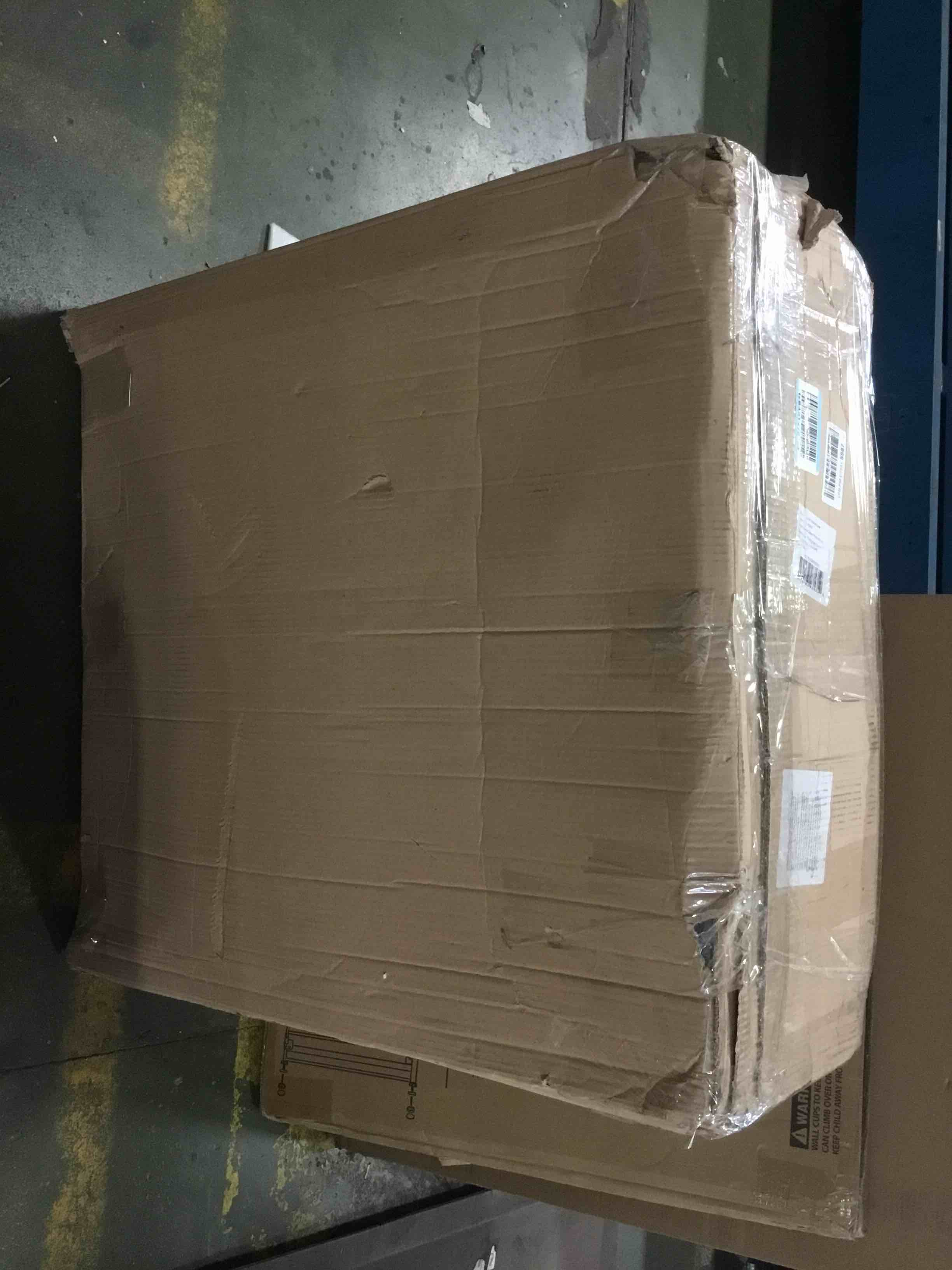 https://s3.amazonaws.com/lotting-images-prod/bidfta/TEA3528360_1749479891989.jpeg