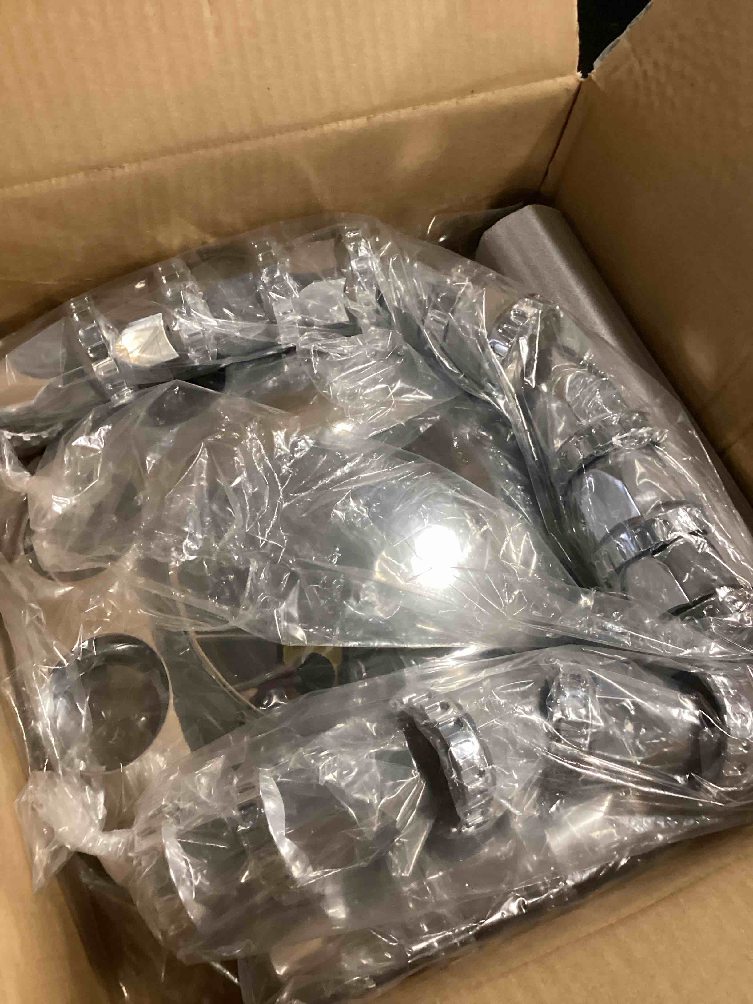 https://s3.amazonaws.com/lotting-images-prod/bidfta/TEA3529307_1749043931632.jpeg