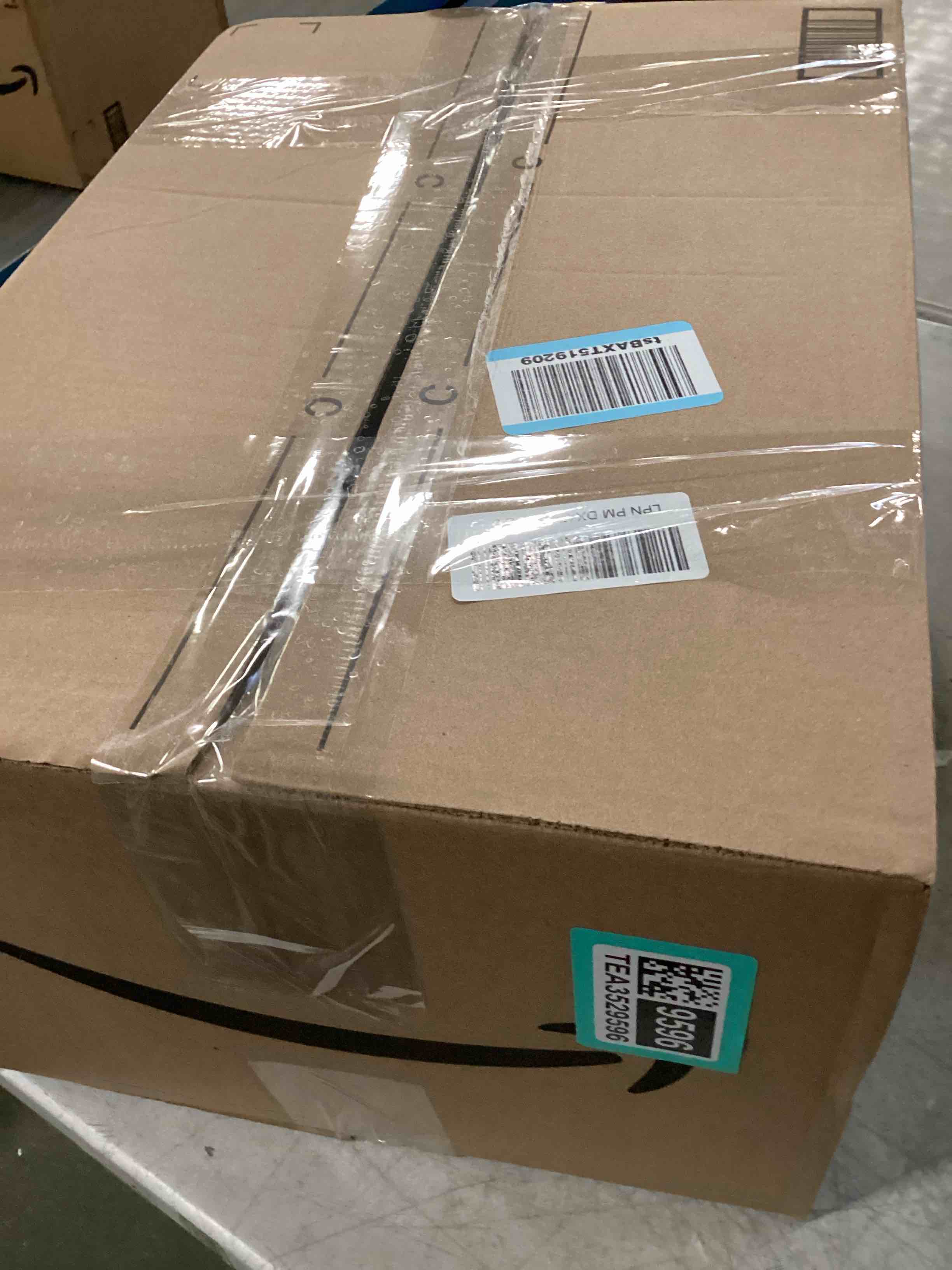 https://s3.amazonaws.com/lotting-images-prod/bidfta/TEA3529596_1749140086272.jpeg