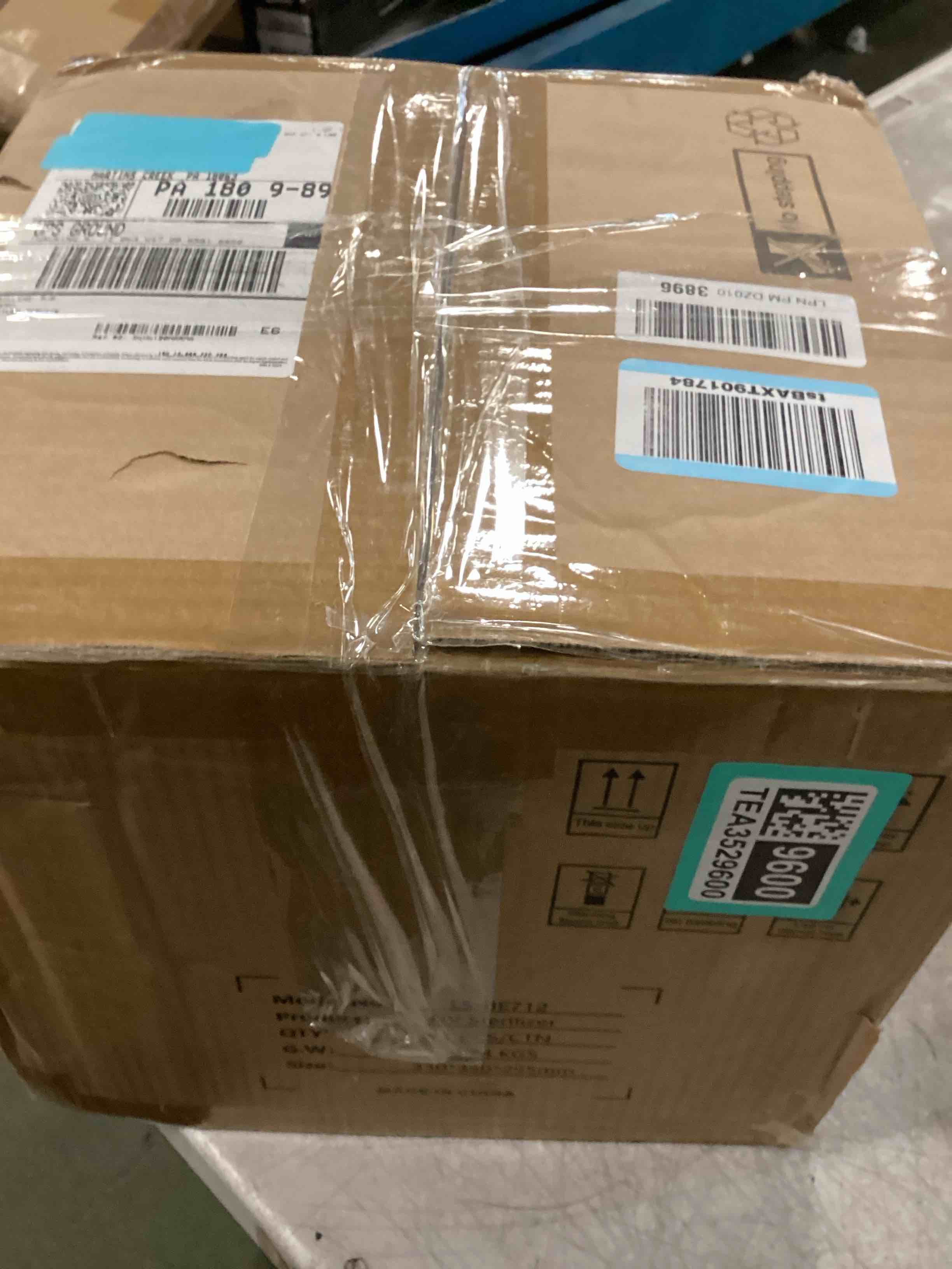 https://s3.amazonaws.com/lotting-images-prod/bidfta/TEA3529600_1749140477951.jpeg