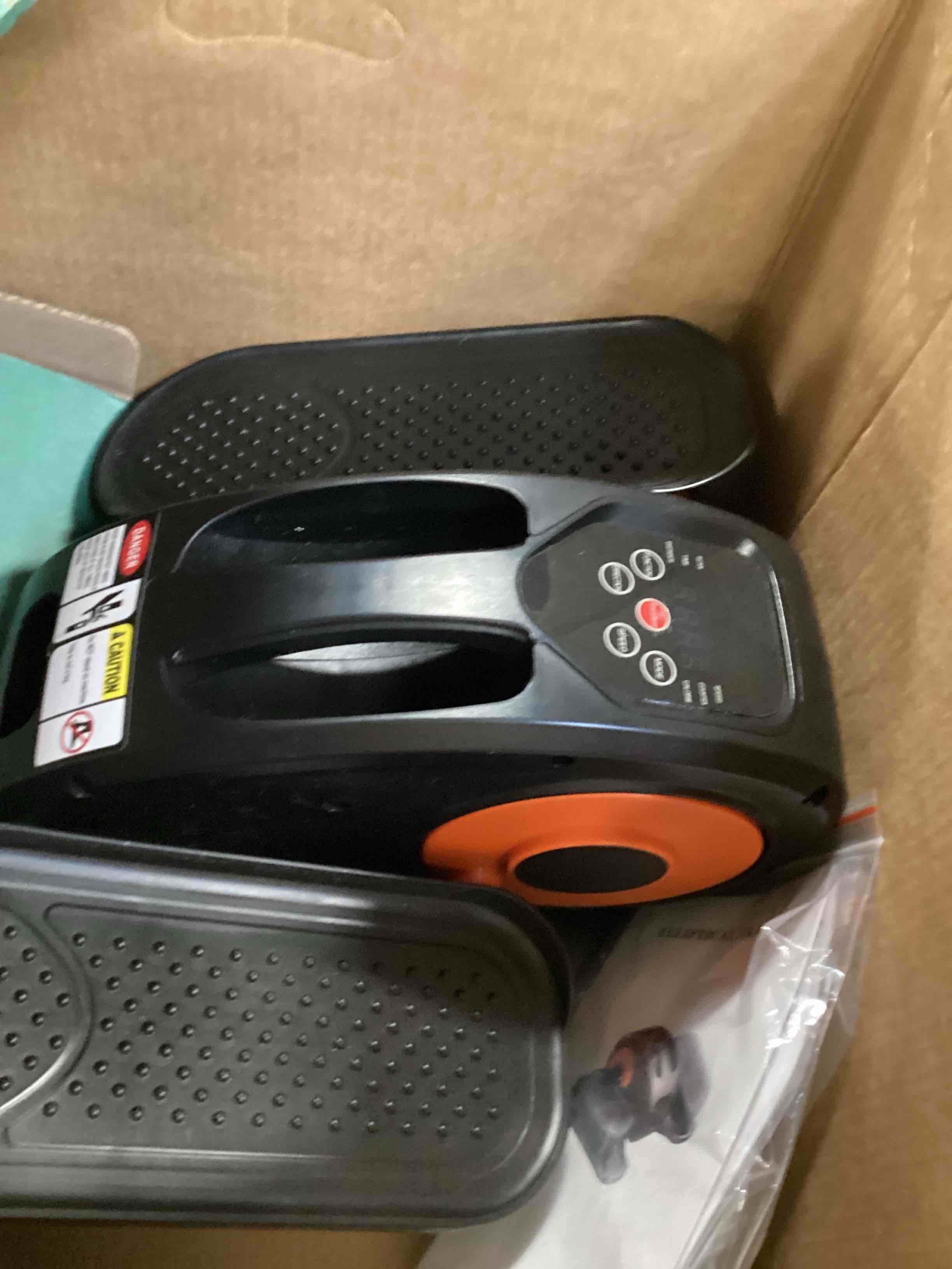 https://s3.amazonaws.com/lotting-images-prod/bidfta/TEA3529839_1749472525755.jpeg