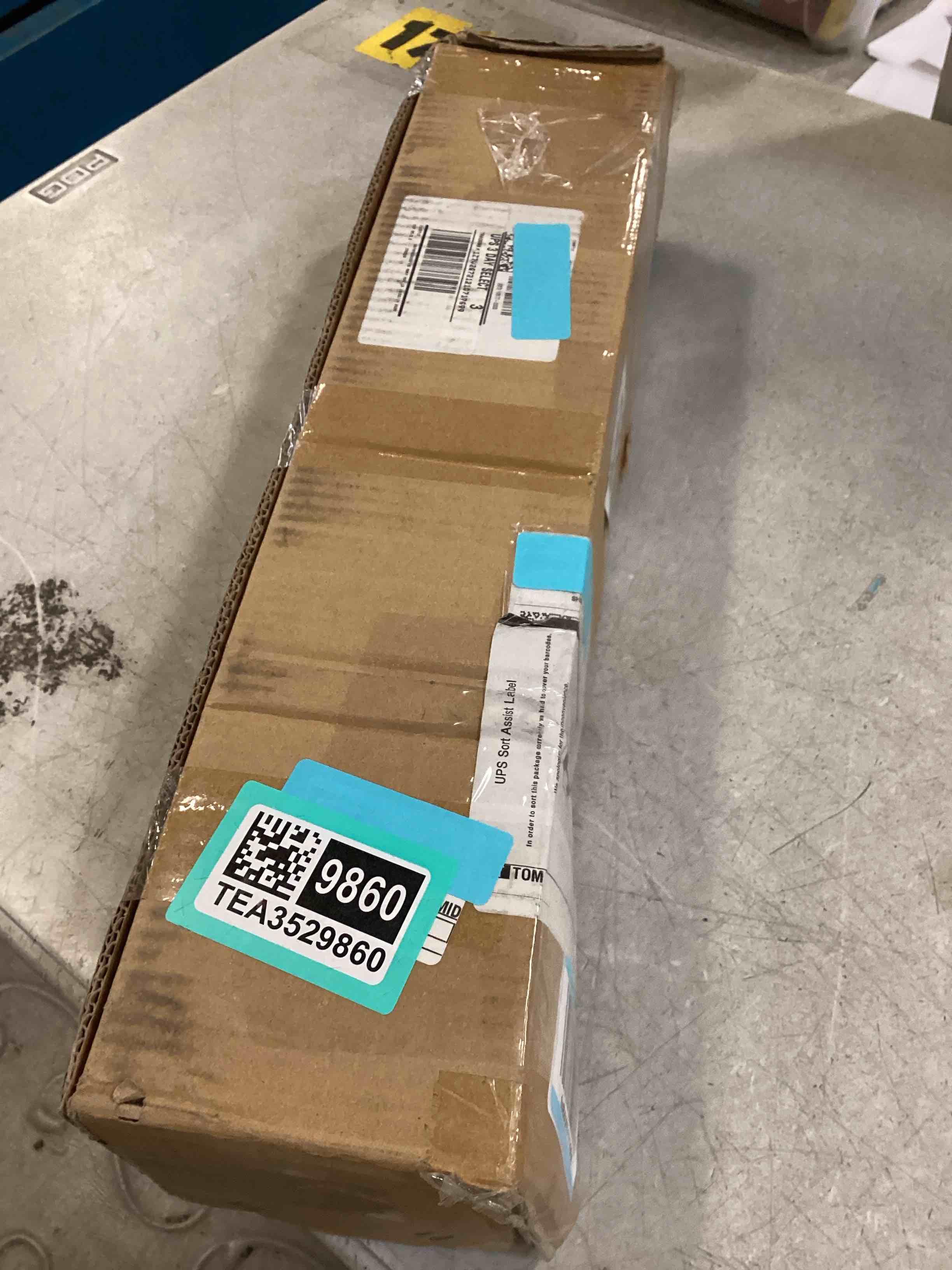 https://s3.amazonaws.com/lotting-images-prod/bidfta/TEA3529860_1749474416382.jpeg