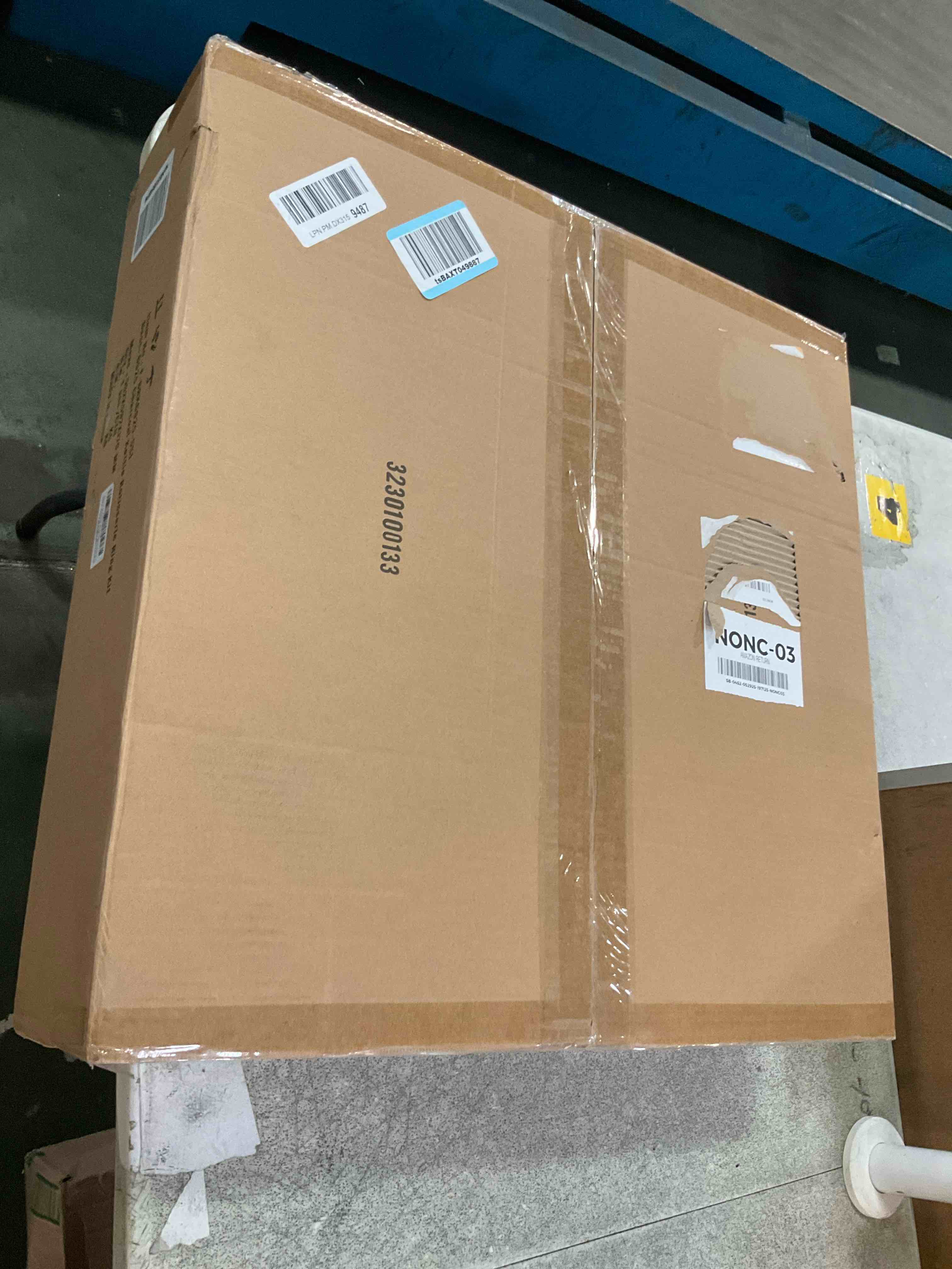 https://s3.amazonaws.com/lotting-images-prod/bidfta/TEA3531621_1751027284601.jpeg