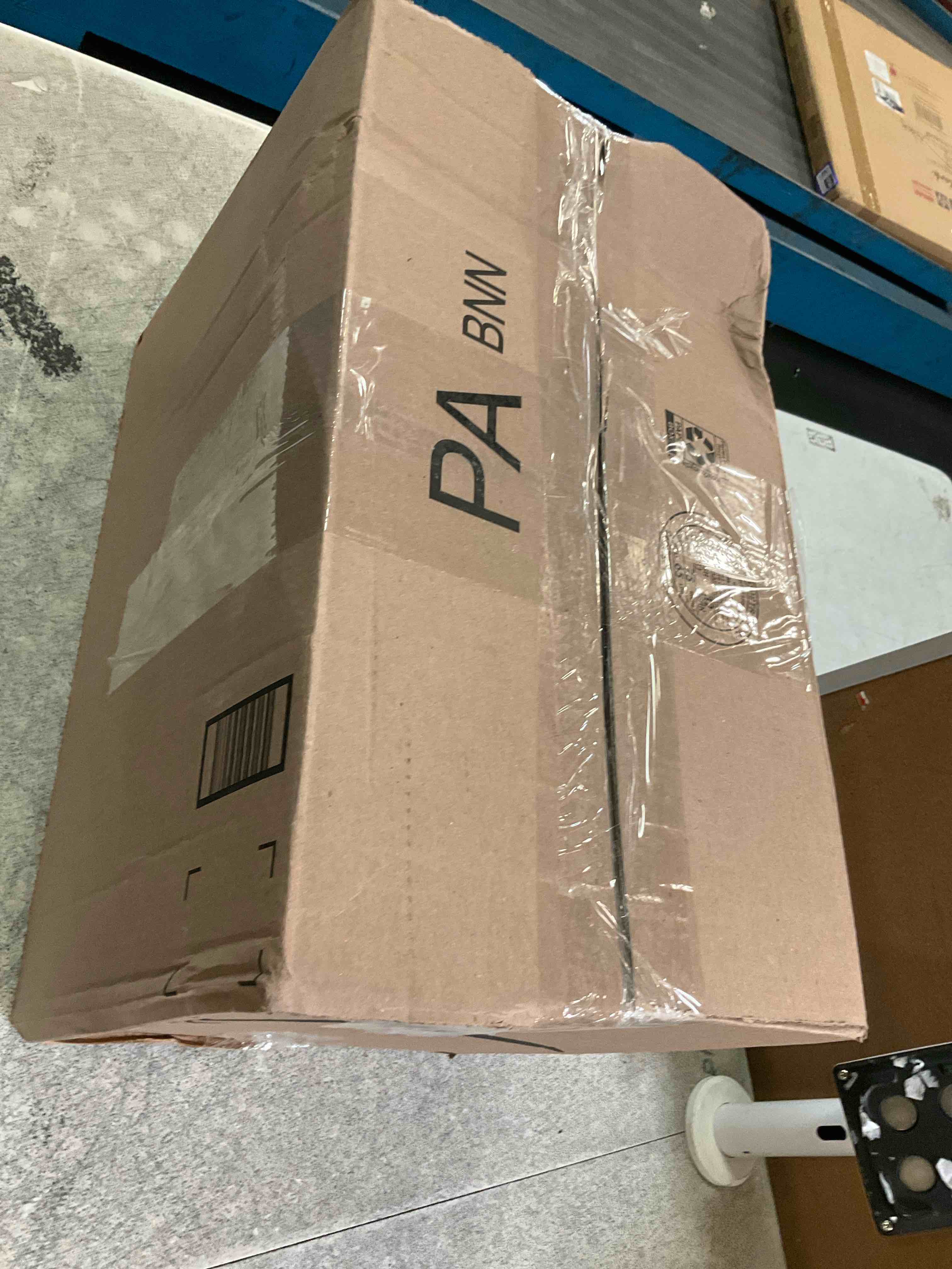 https://s3.amazonaws.com/lotting-images-prod/bidfta/TEA3531677_1751034603453.jpeg