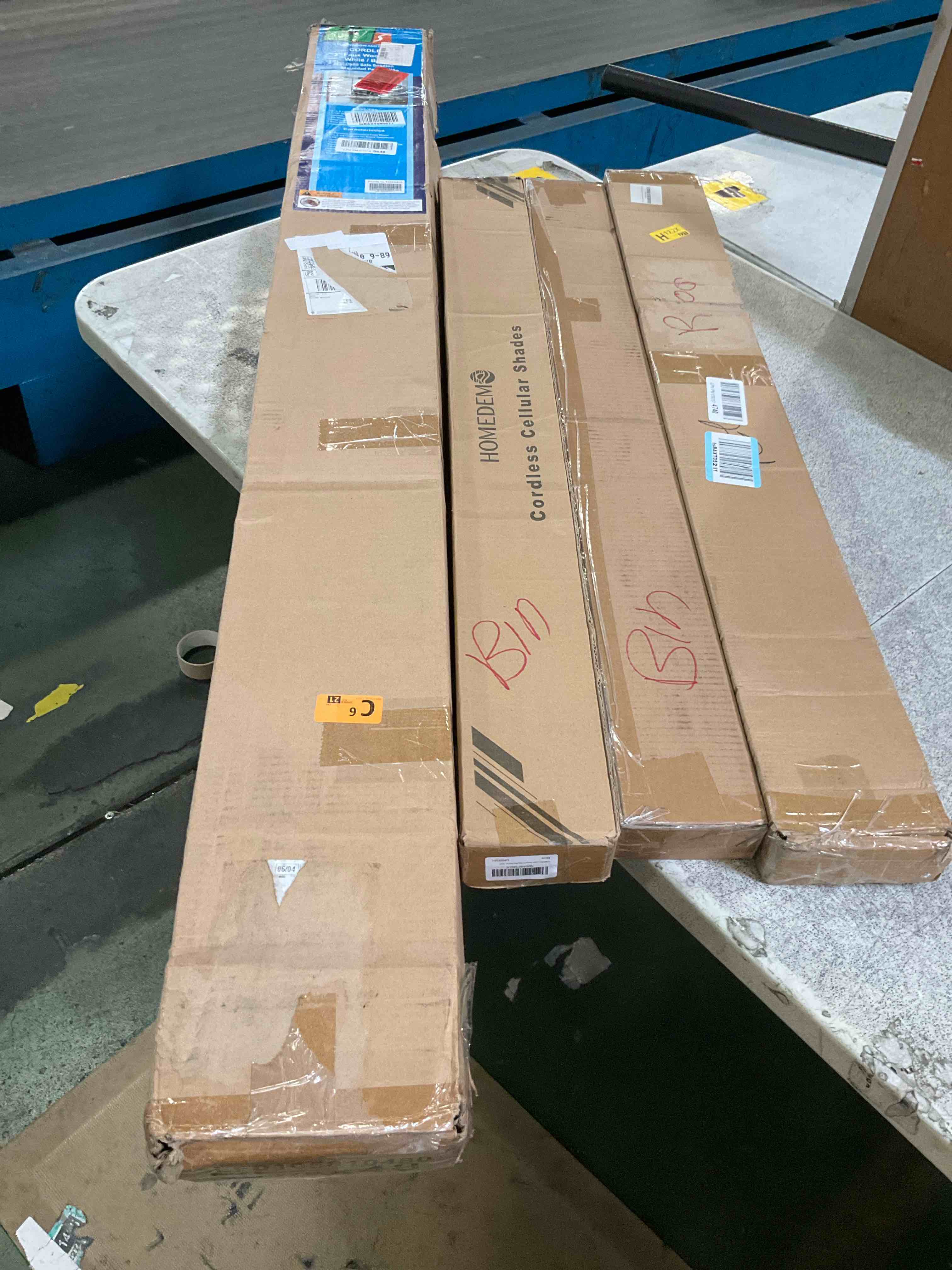 https://s3.amazonaws.com/lotting-images-prod/bidfta/TEA3531753_1751046416923.jpeg