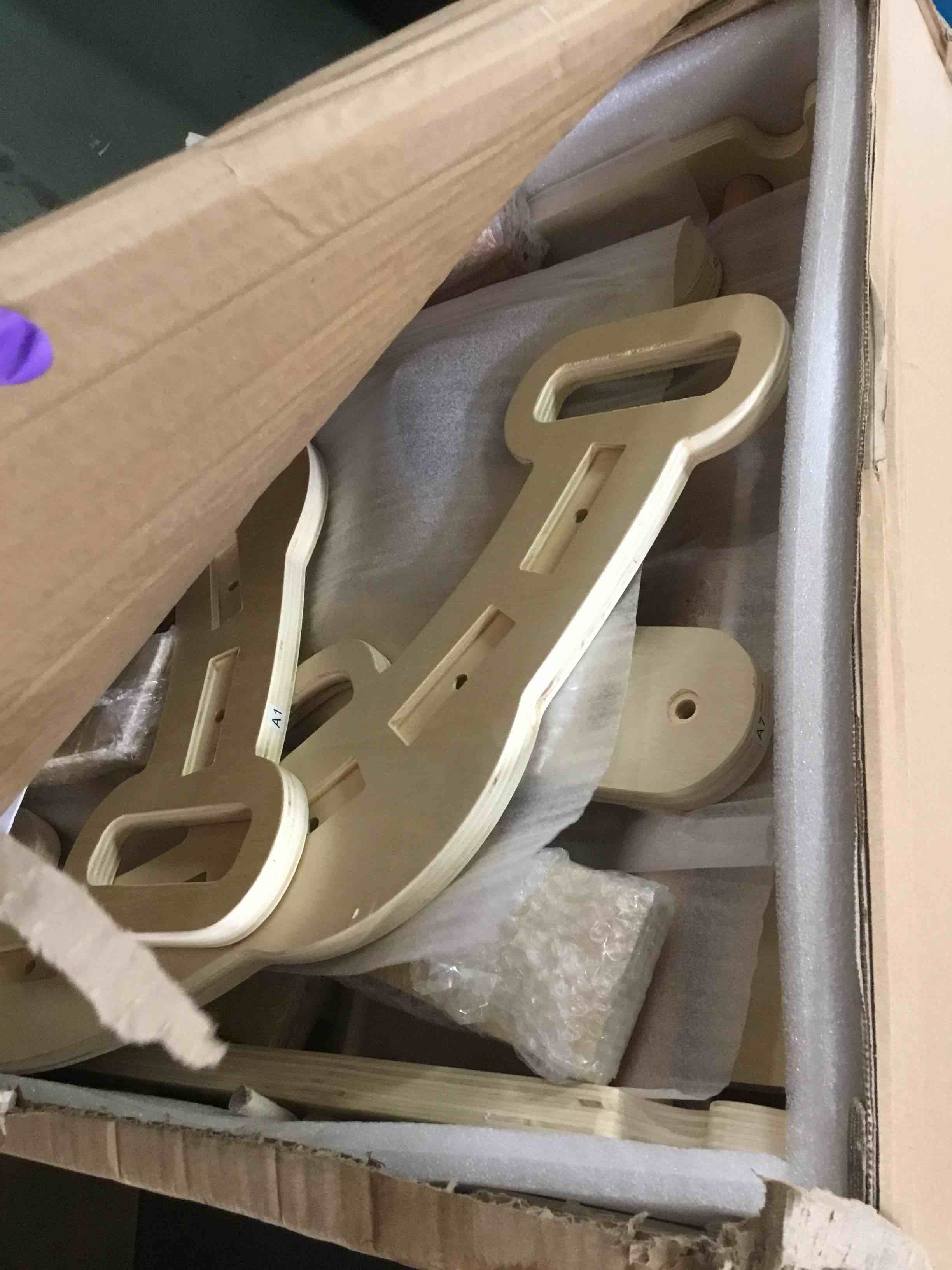 https://s3.amazonaws.com/lotting-images-prod/bidfta/TEA3531825_1751055369138.jpeg