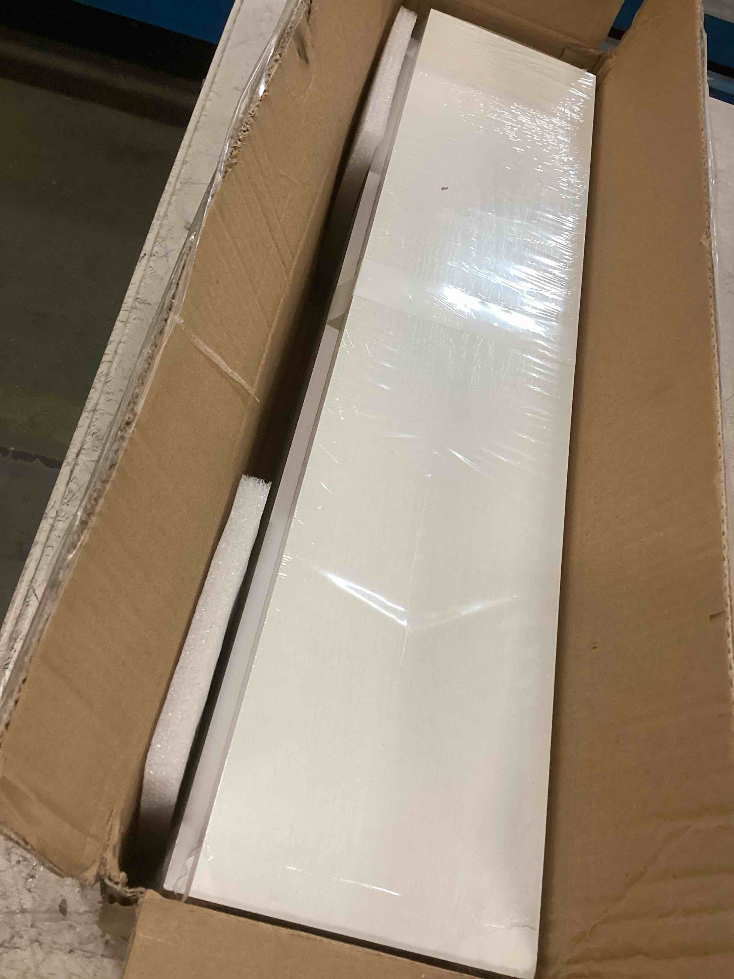 https://s3.amazonaws.com/lotting-images-prod/bidfta/TEA3532558_1748521103780.jpeg